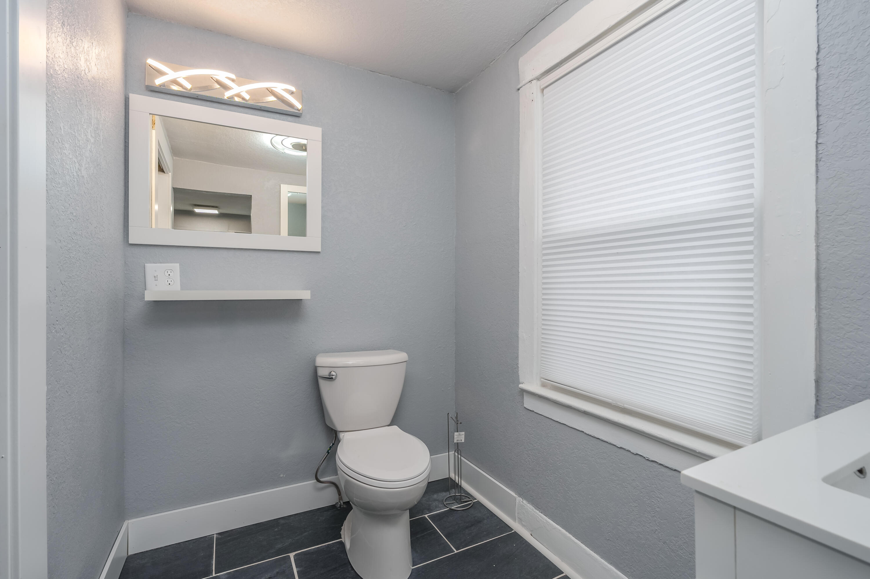 202 Roseneath Avenue Property Photo 12