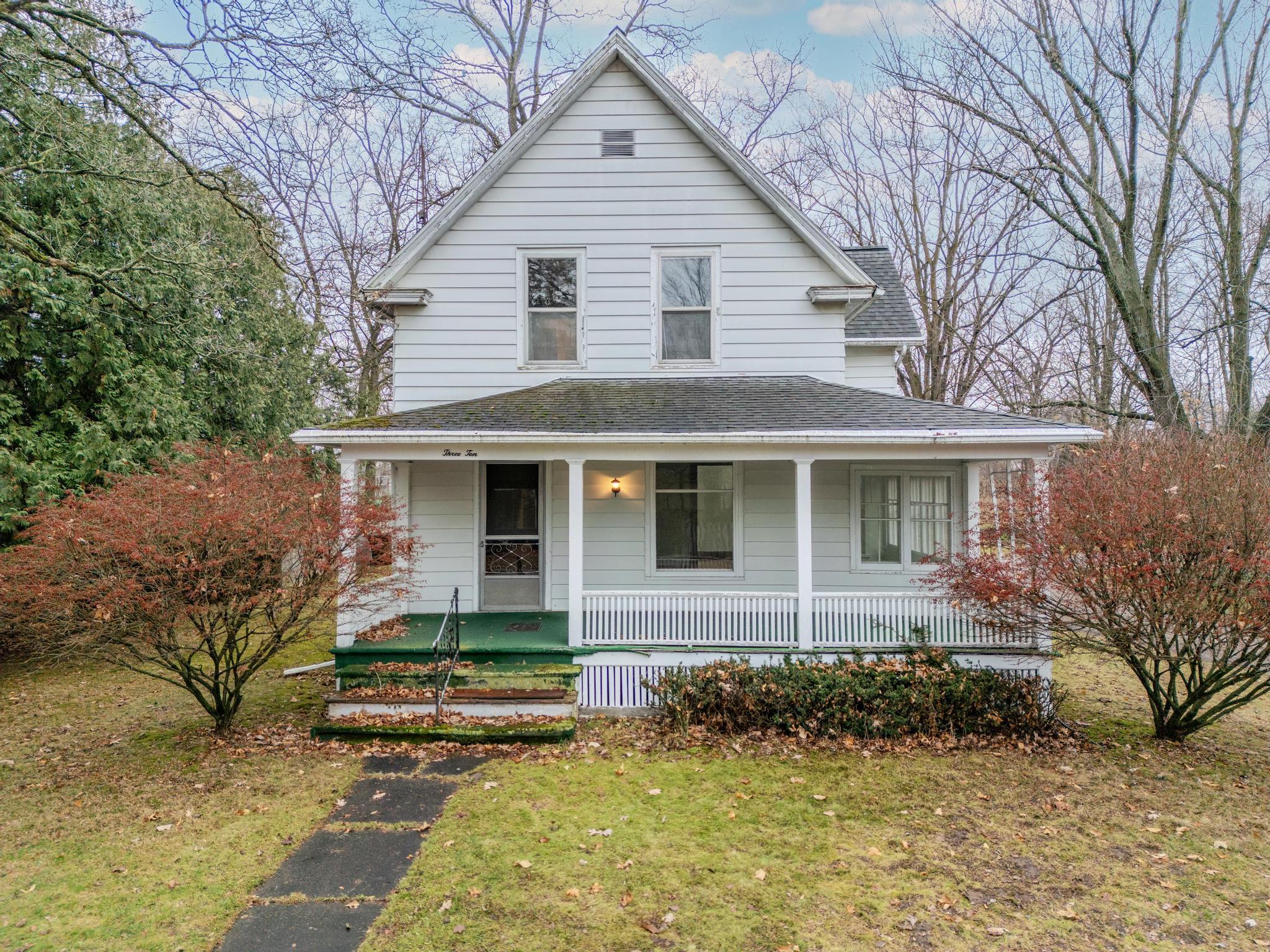 310 S Wood Street Property Photo 1
