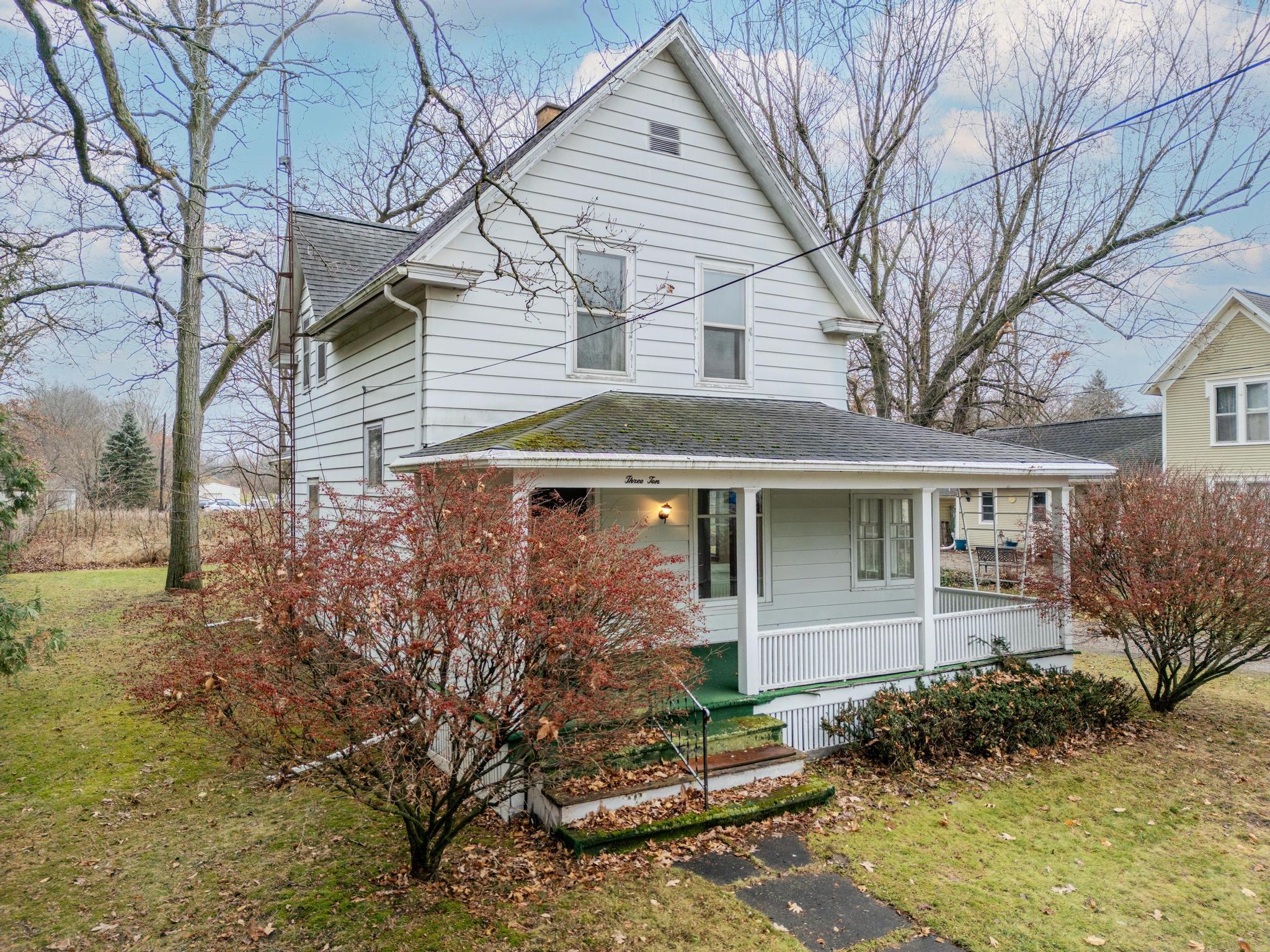 310 S Wood Street Property Photo 3