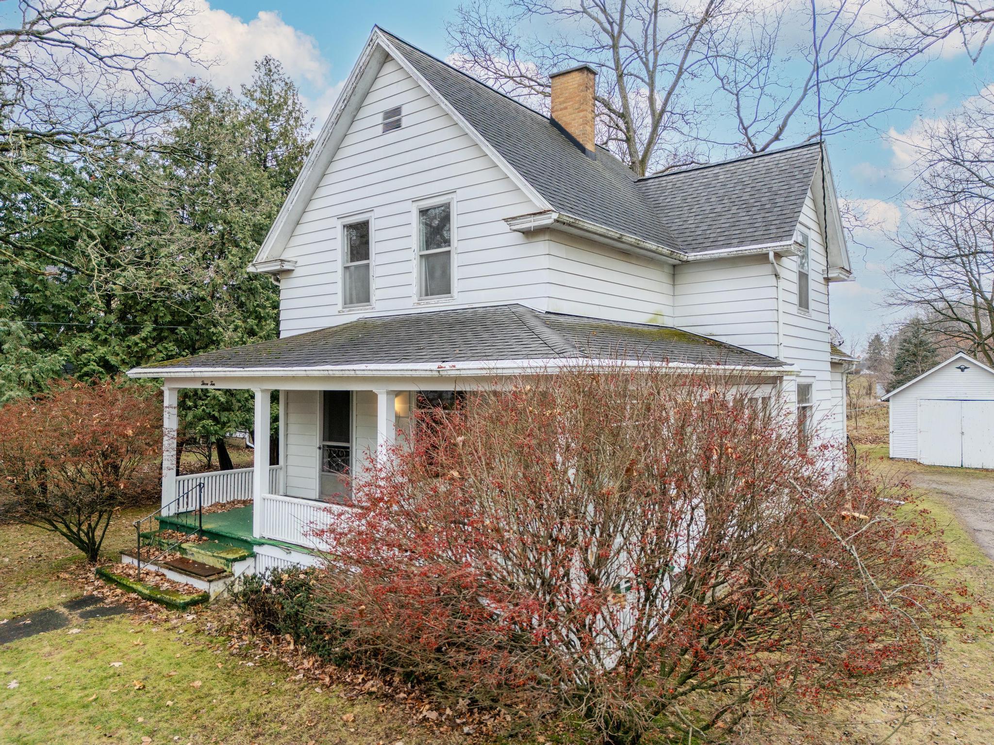 310 S Wood Street Property Photo 4