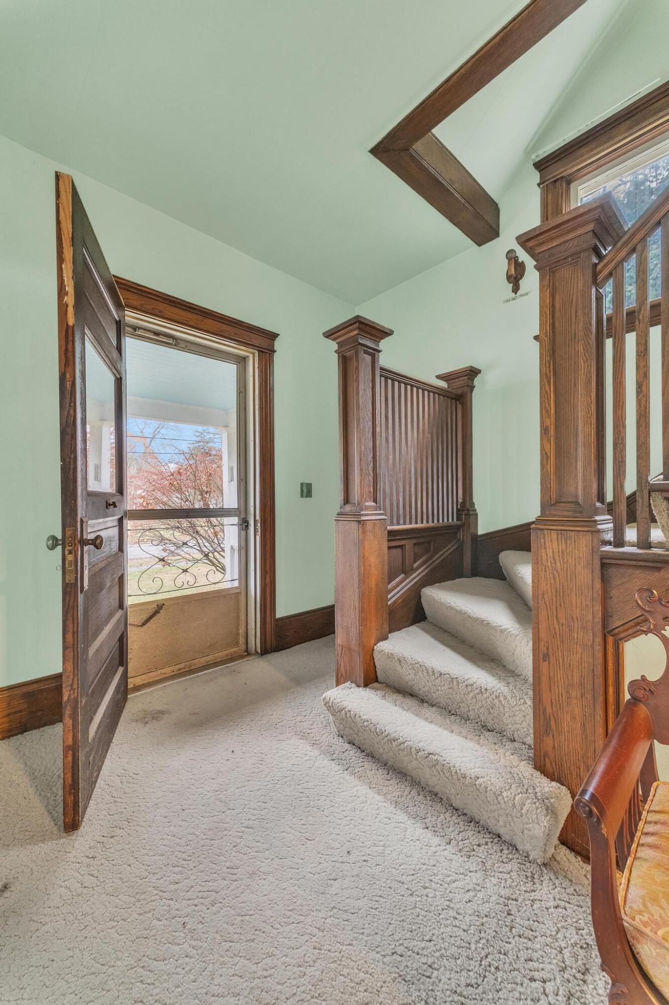 310 S Wood Street Property Photo 13