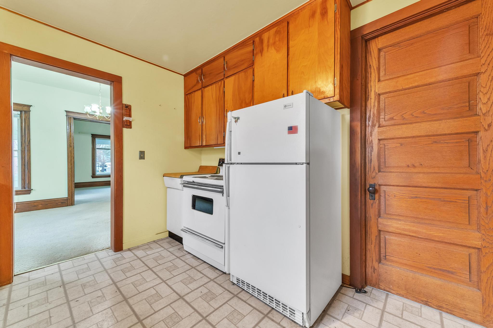 310 S Wood Street Property Photo 30