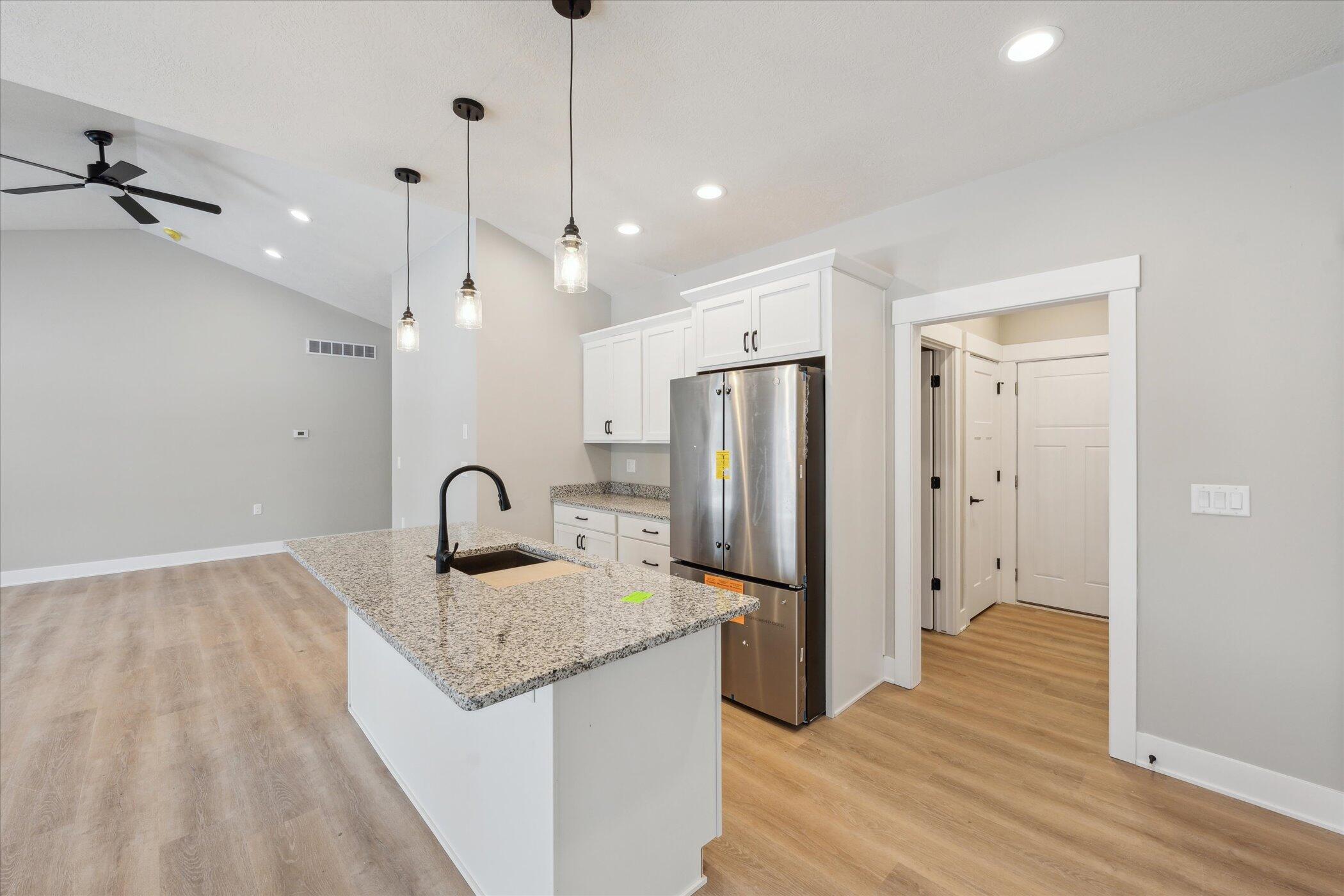 10025 Stoll Road Property Photo 7