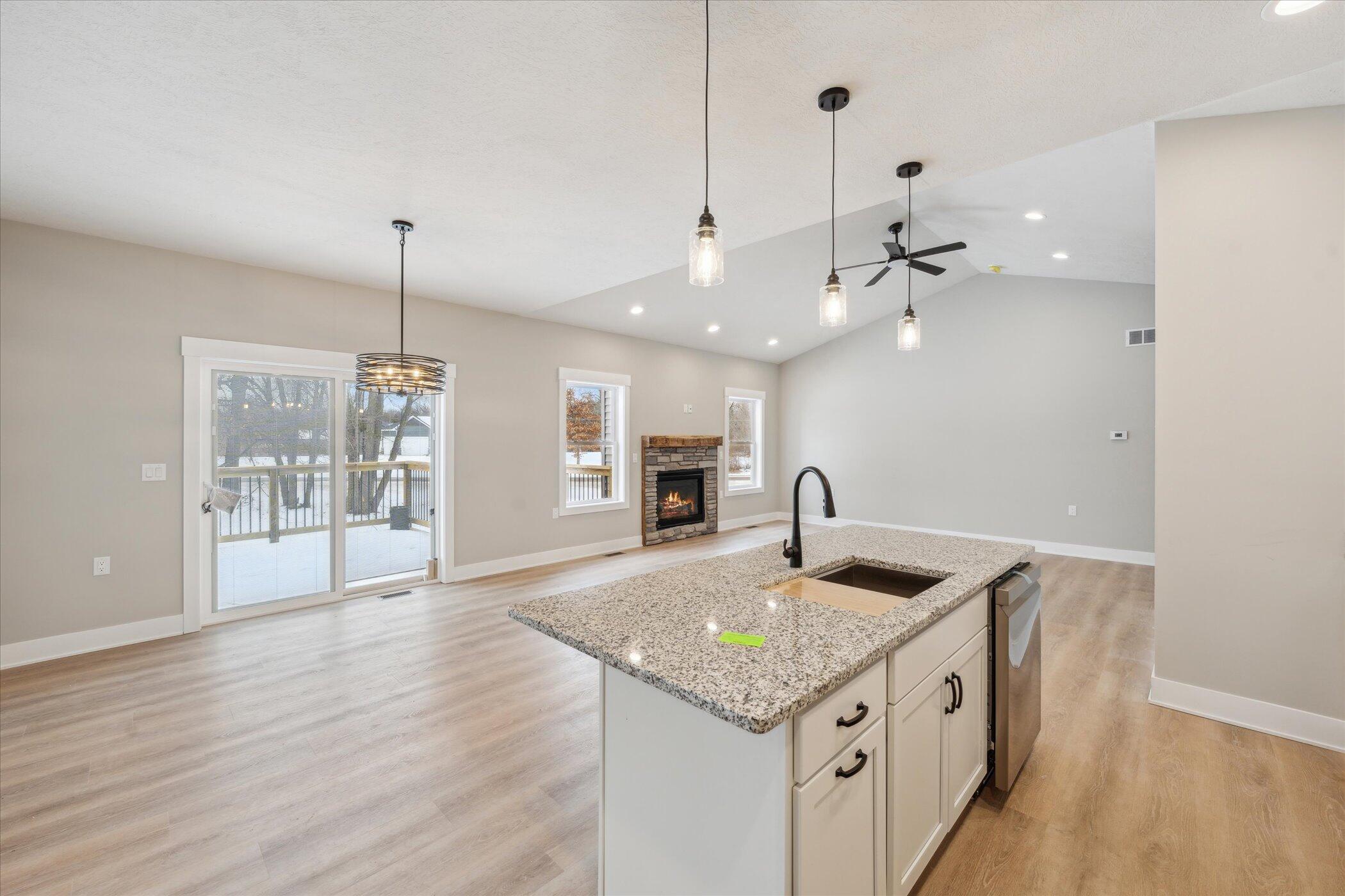 10025 Stoll Road Property Photo 8