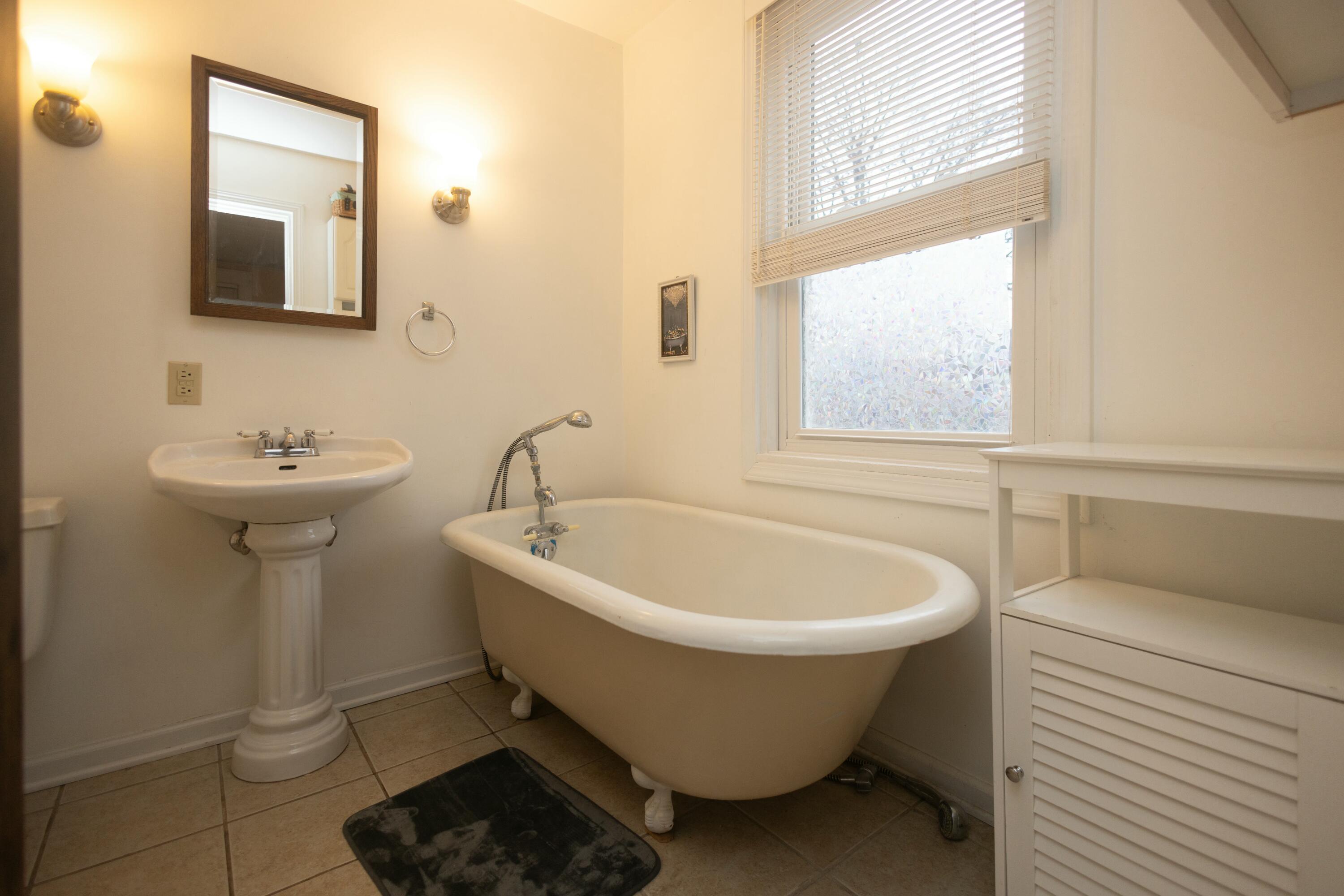 320 S Hamilton Street Property Photo 8