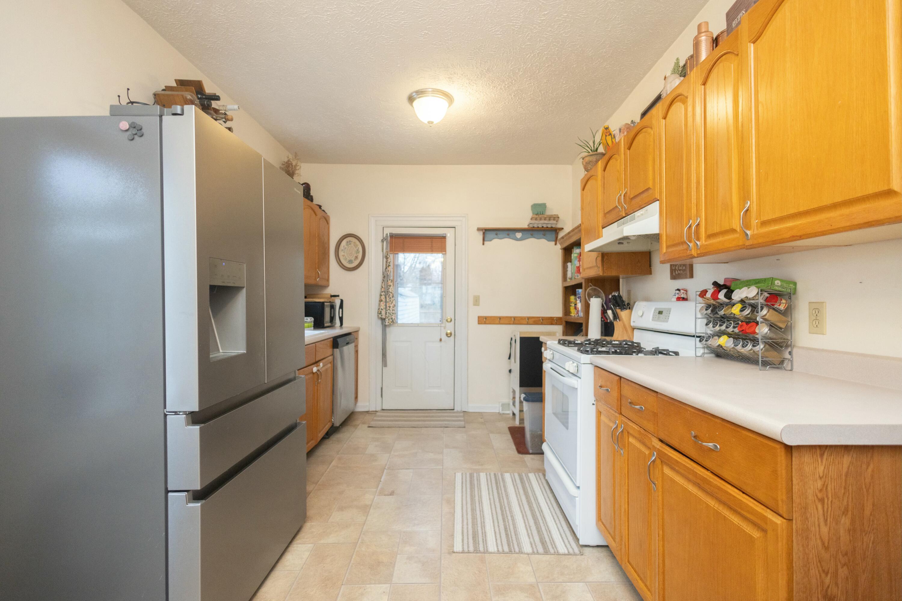 320 S Hamilton Street Property Photo 11