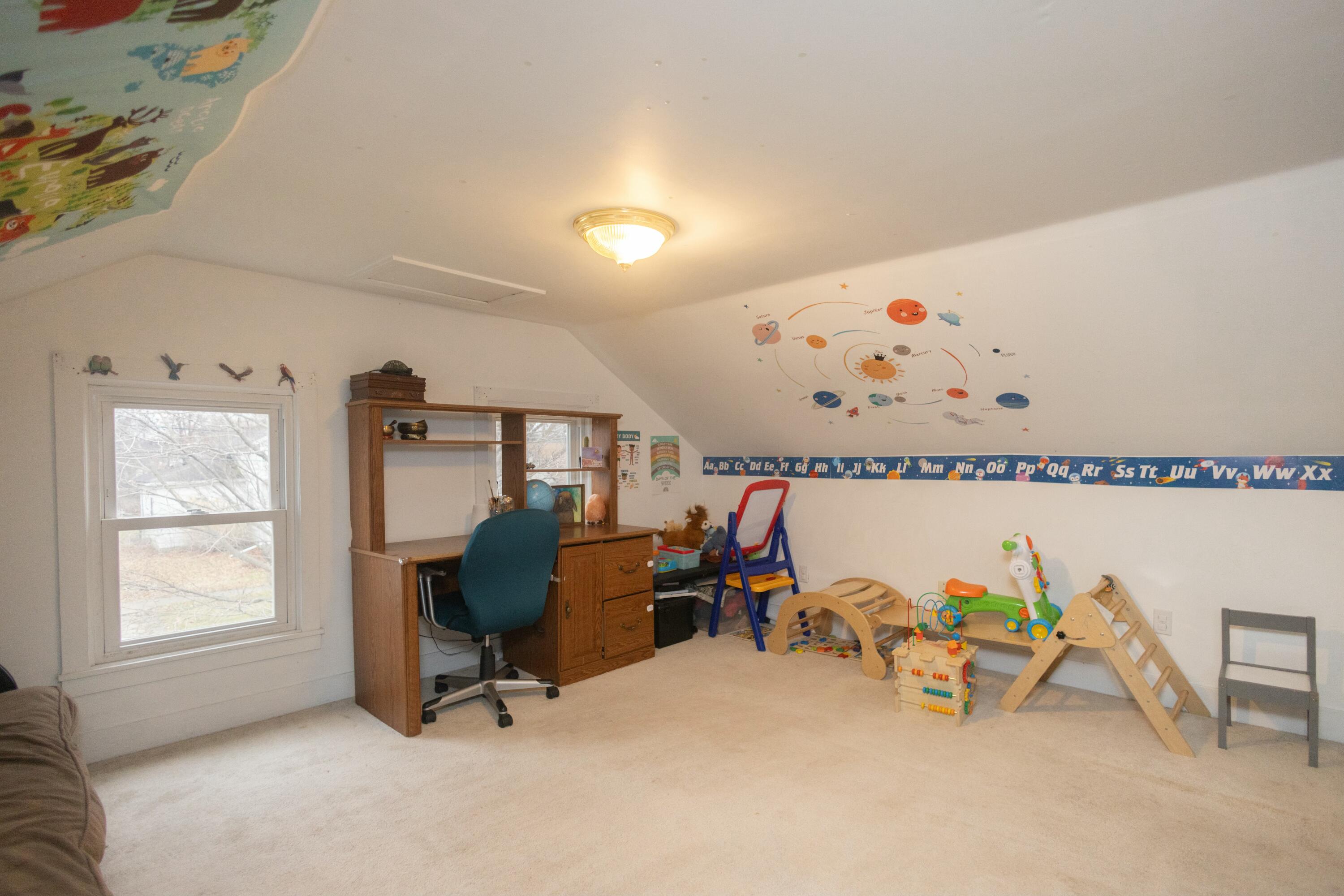 320 S Hamilton Street Property Photo 15