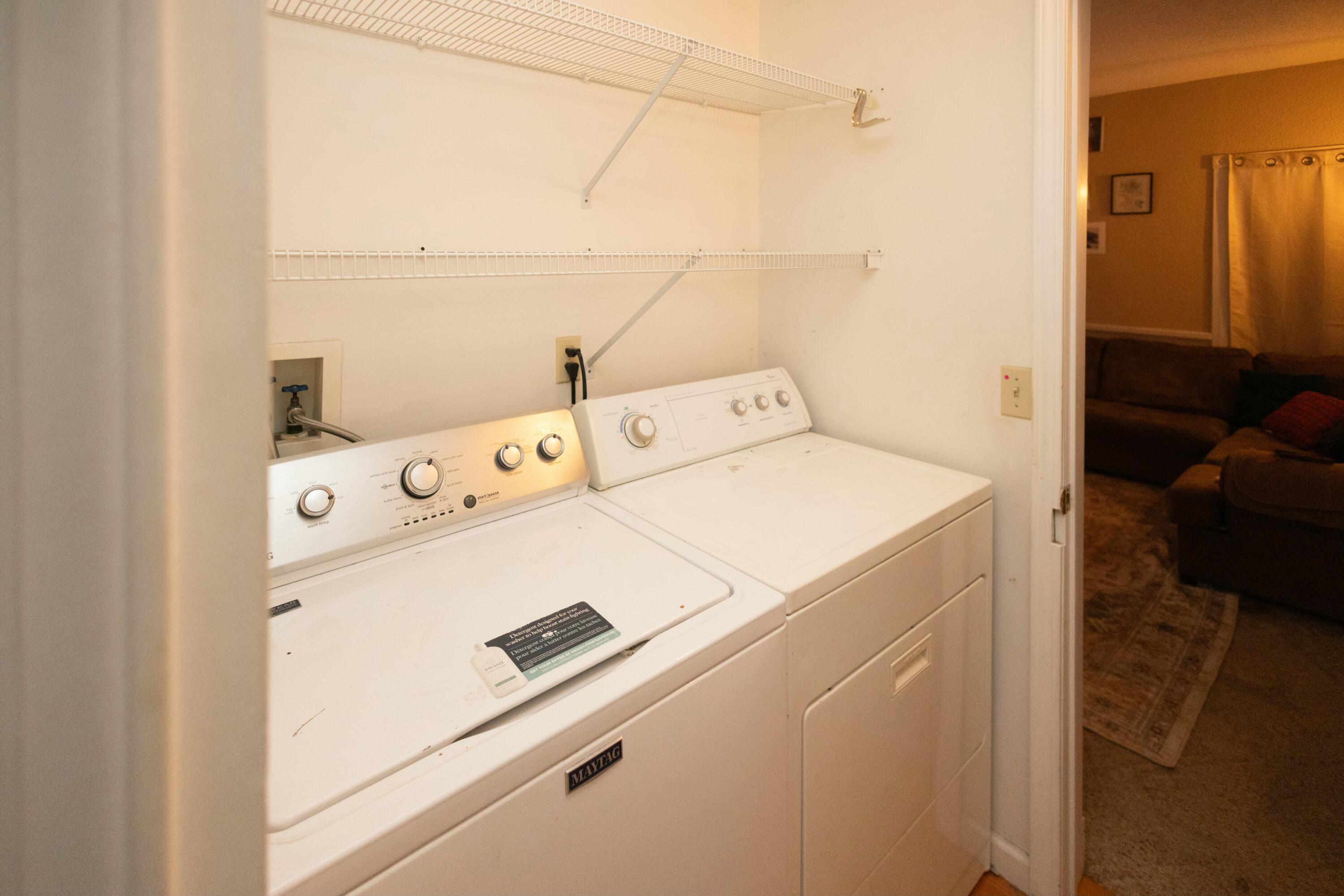 320 S Hamilton Street Property Photo 19