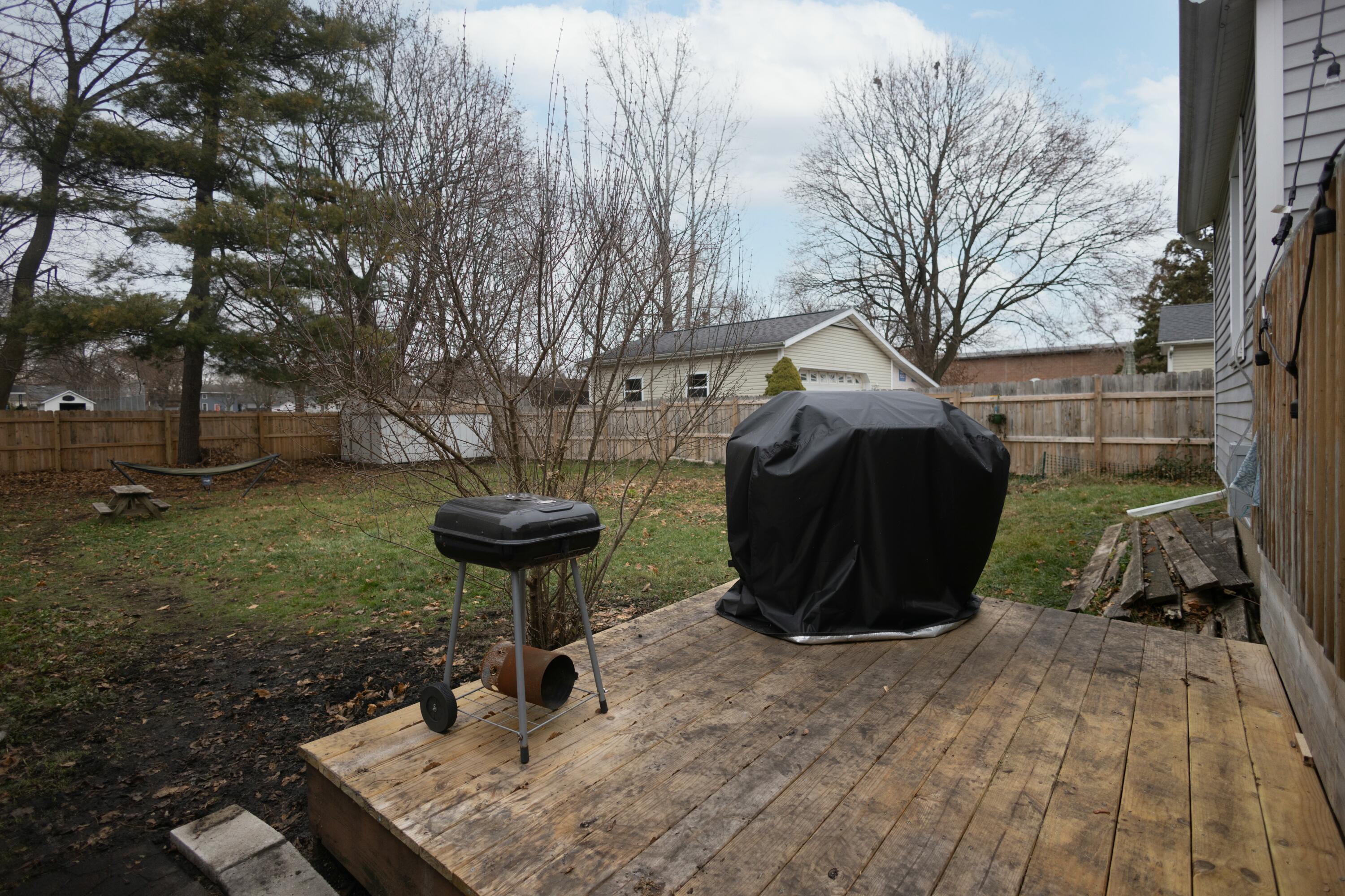 320 S Hamilton Street Property Photo 23