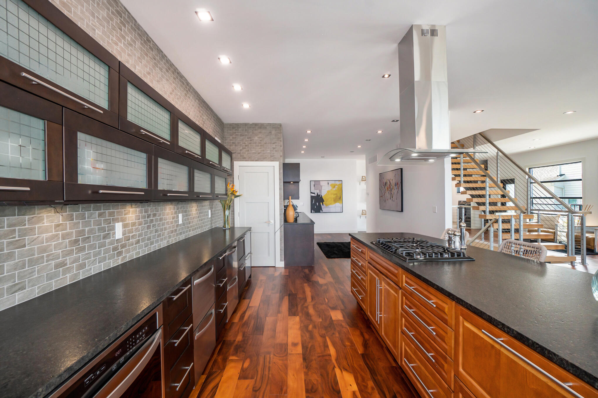 443 N Shore Drive Property Photo 39