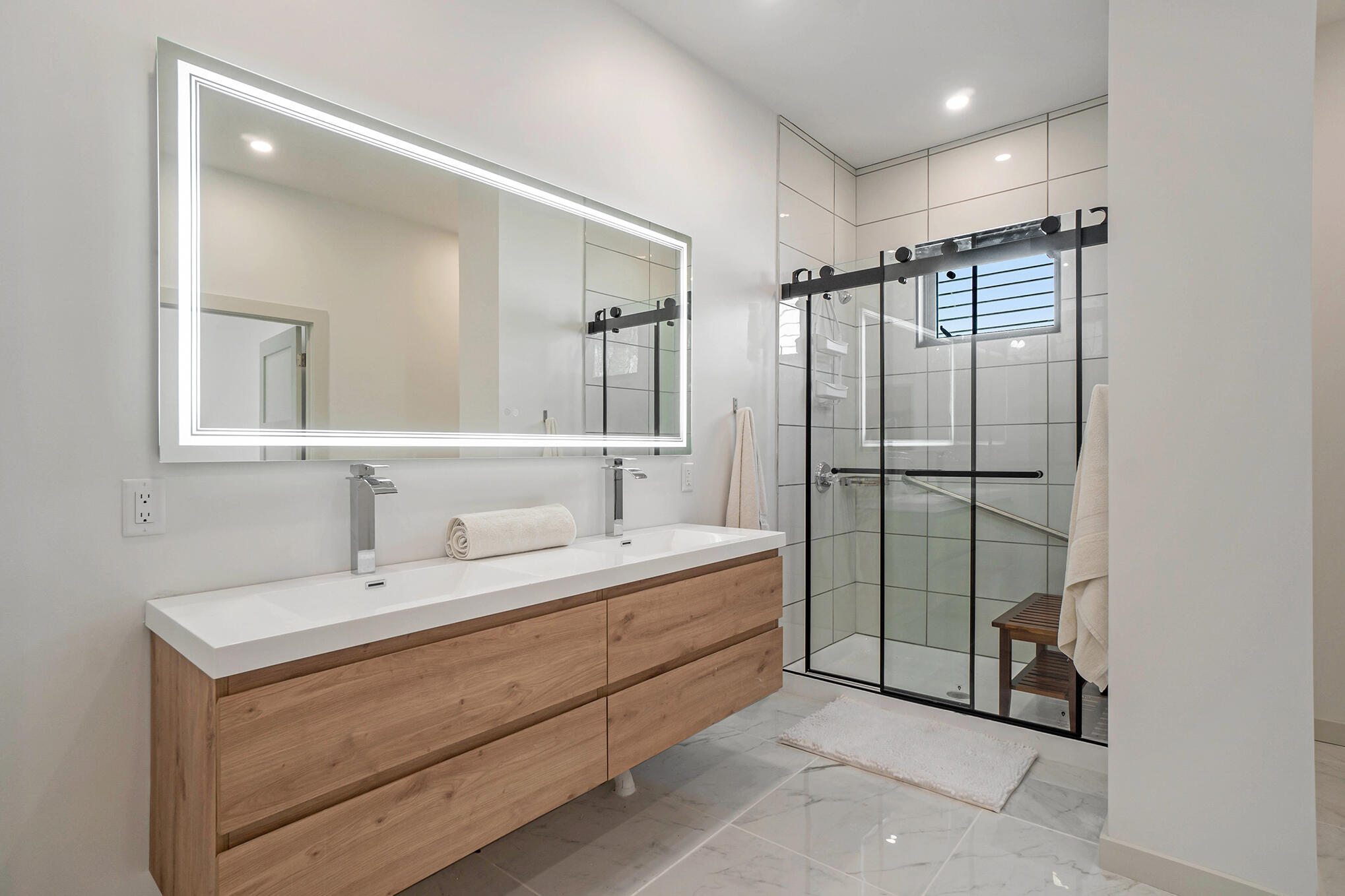 443 N Shore Drive Property Photo 56