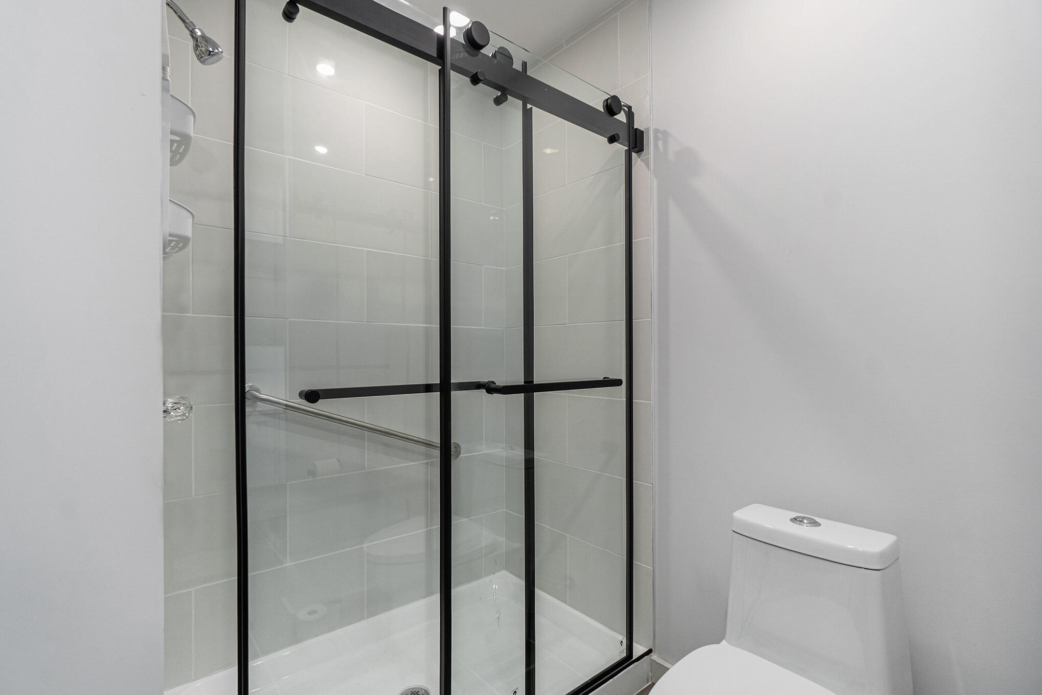 443 N Shore Drive Property Photo 60