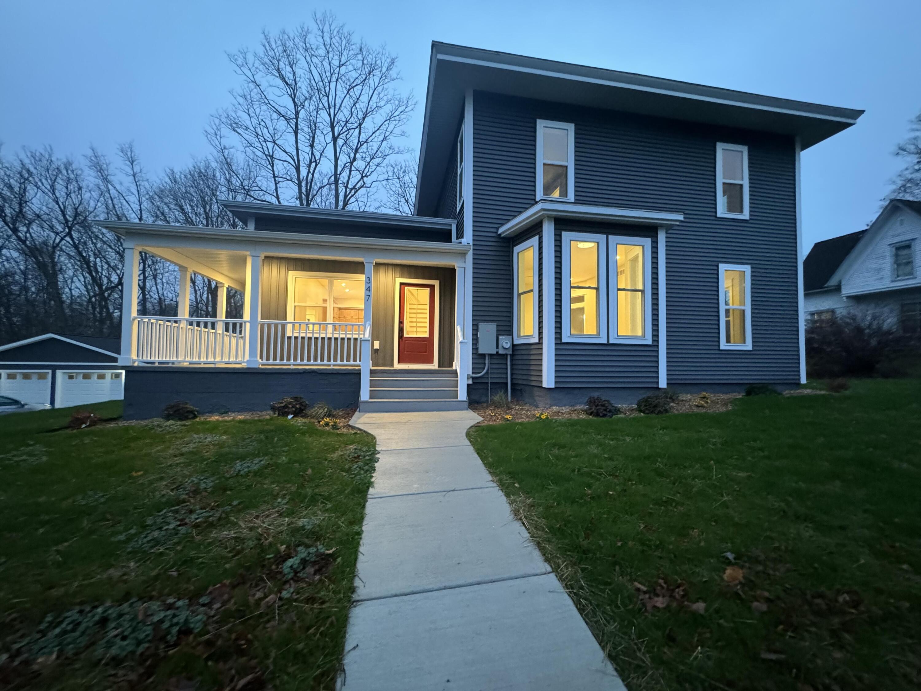 347 Looking Glass Avenue Property Photo 1