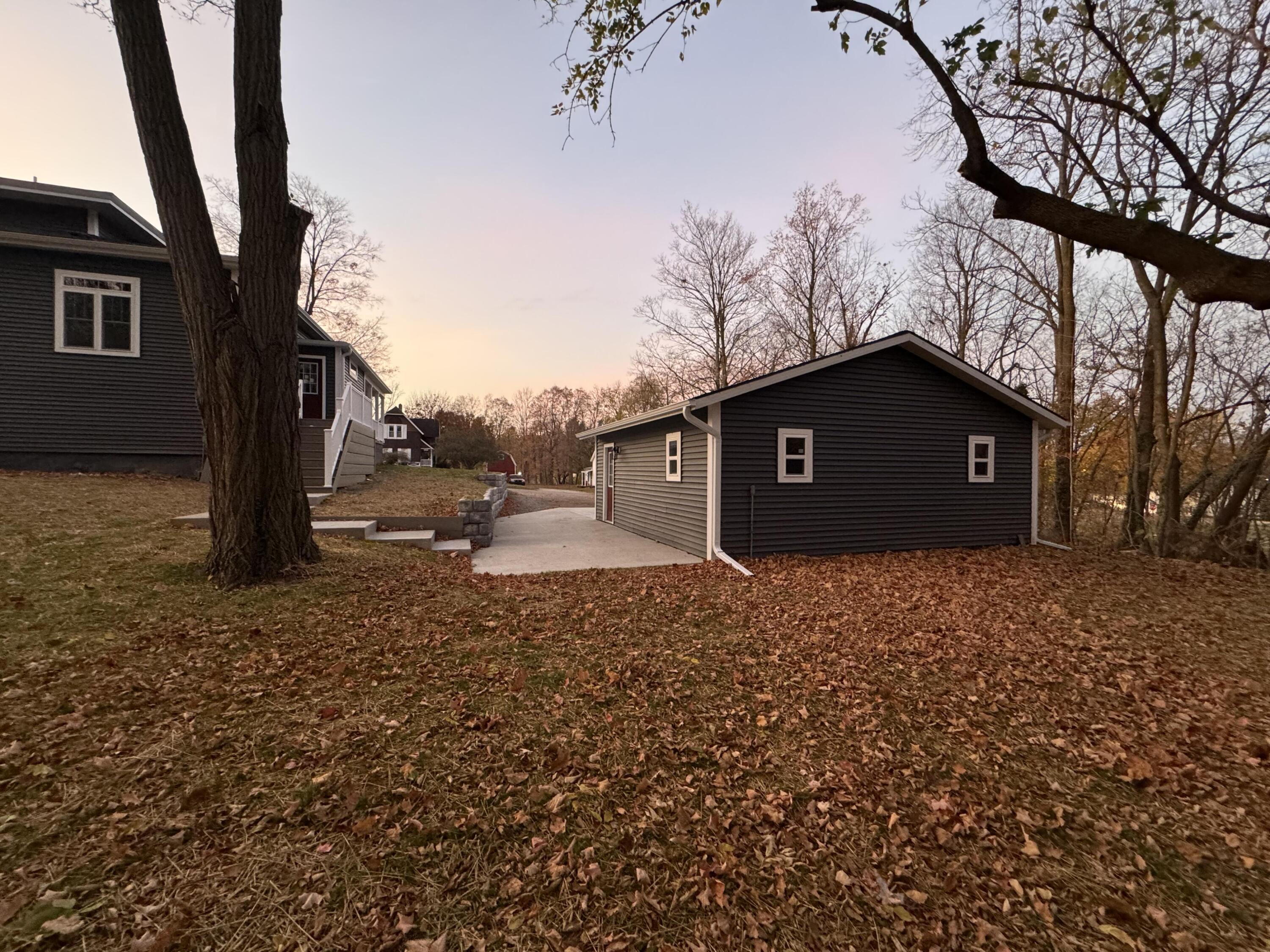 347 Looking Glass Avenue Property Photo 41