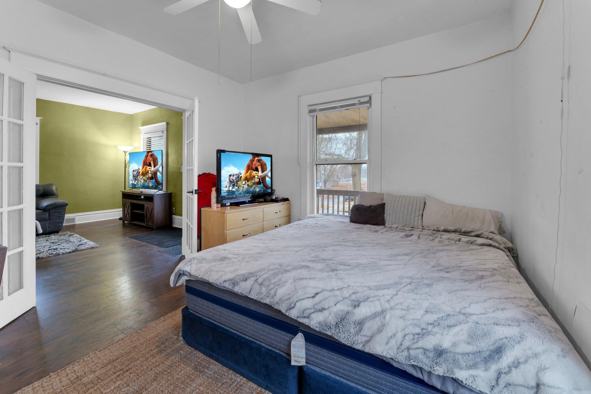 1300 Penn Avenue Ne Property Photo 10
