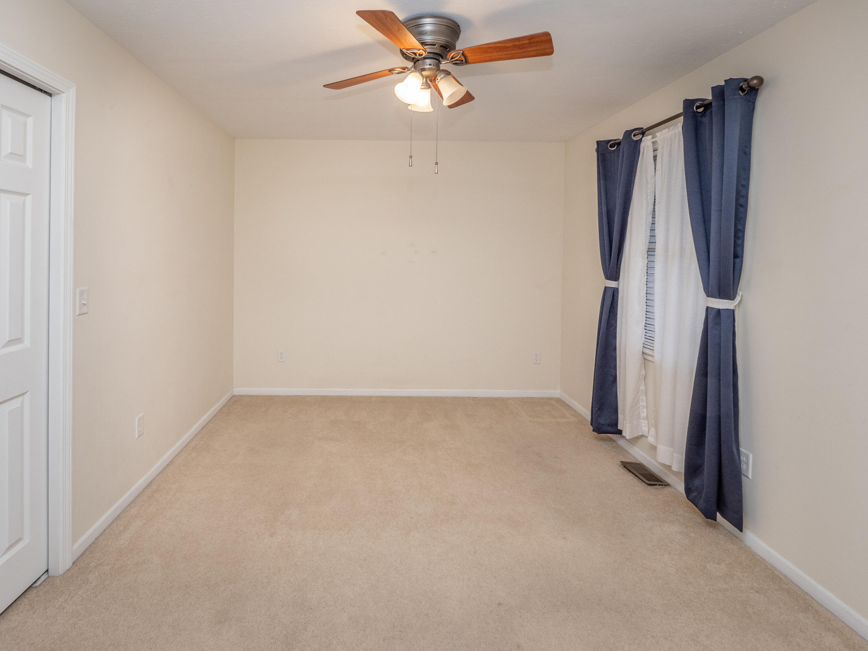 734 Bayberry Lane, 48 Property Photo 18