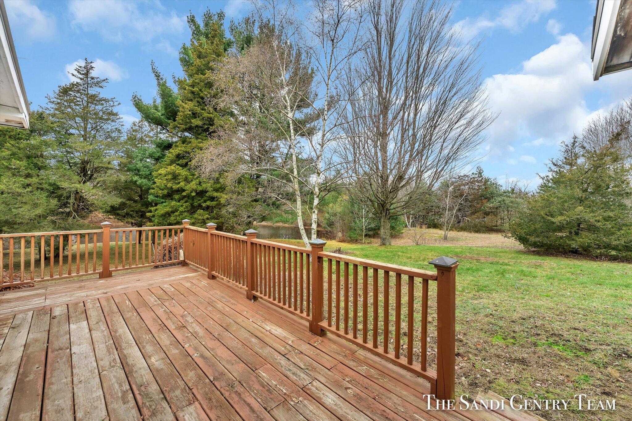18997 174th Avenue Property Photo 5