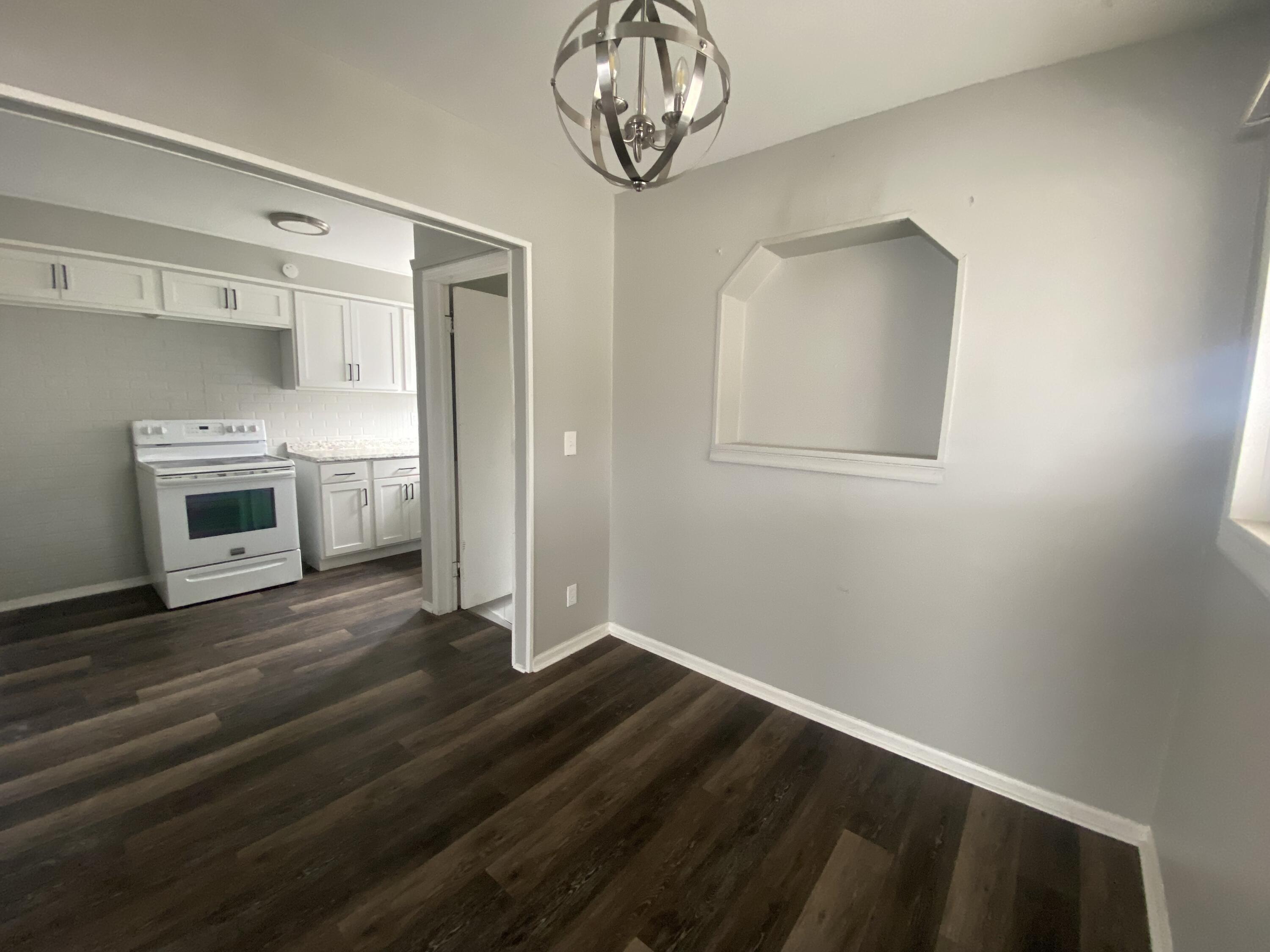 17125 Valade Street Property Photo 6