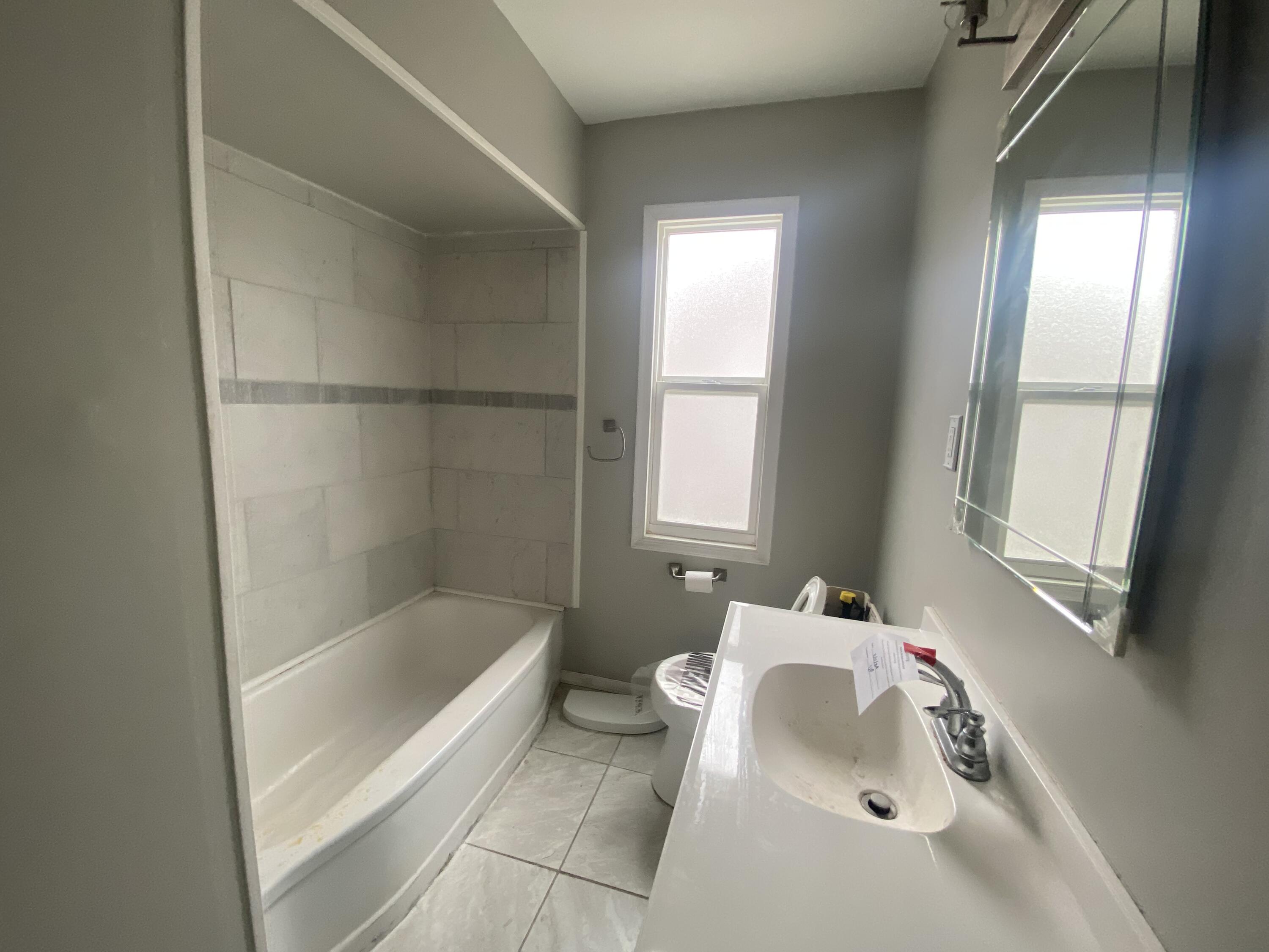 17125 Valade Street Property Photo 11