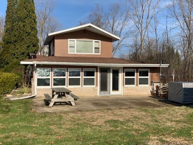 8750 Shore Drive Property Photo