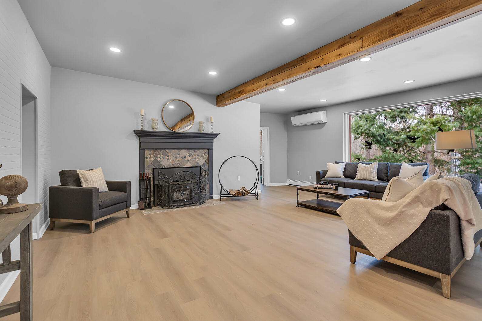 2897 Fox Road Property Photo 5