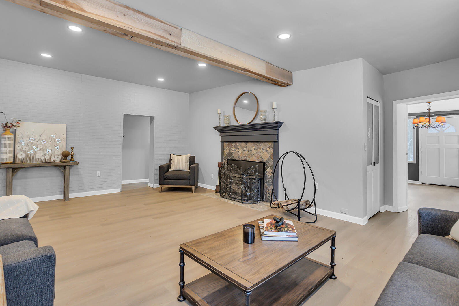 2897 Fox Road Property Photo 6