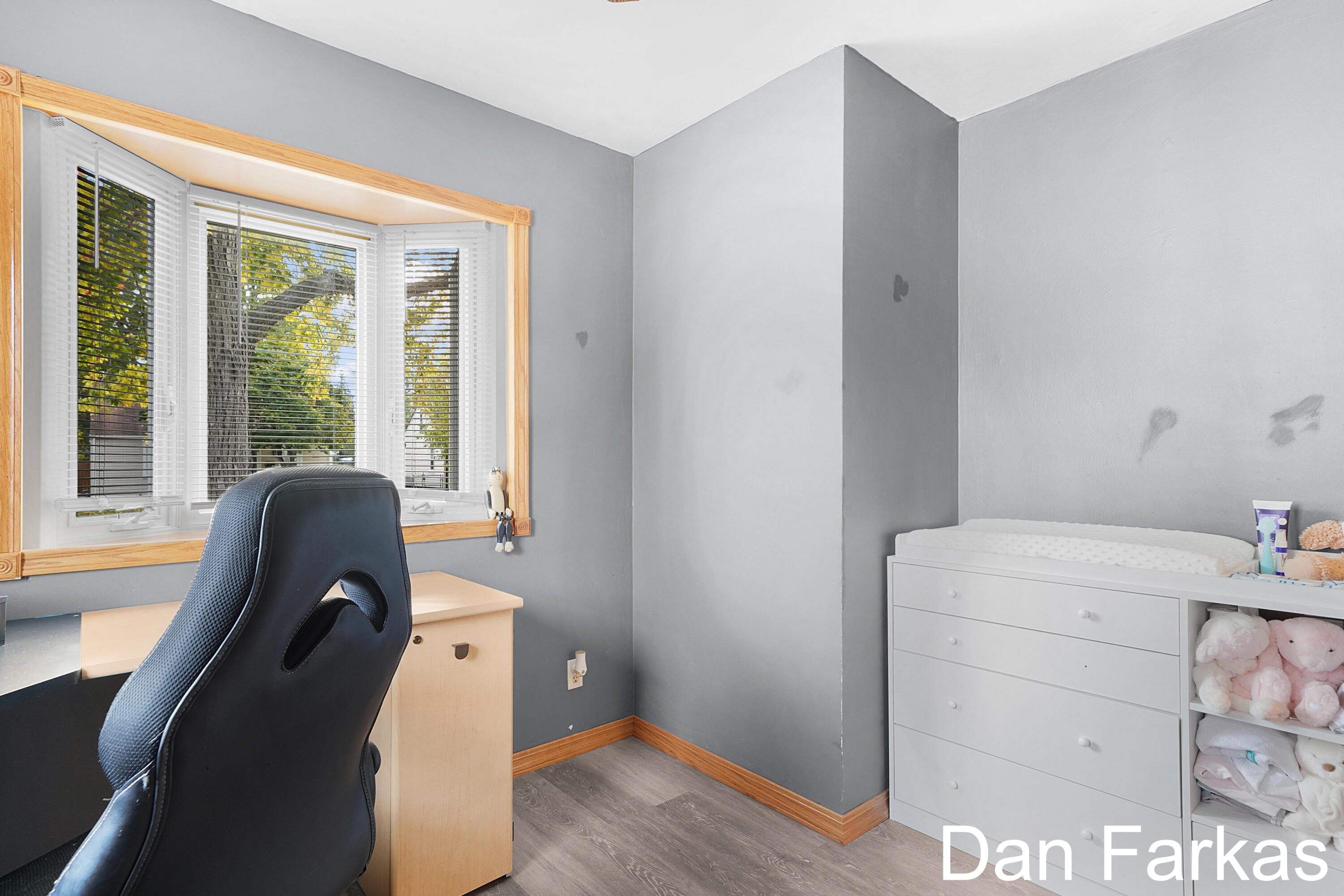 3743 Colby Avenue Sw Property Photo 13