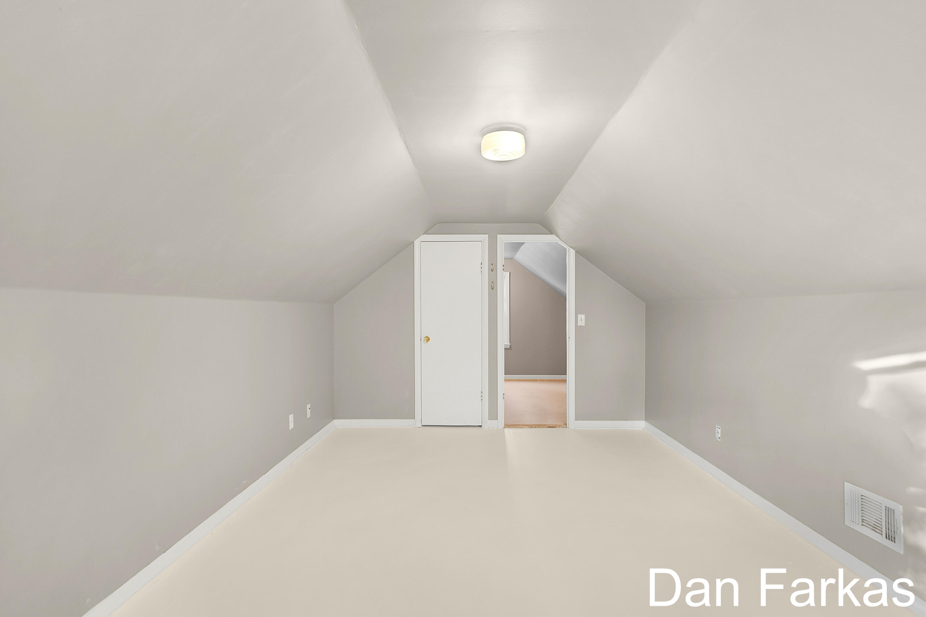 3743 Colby Avenue Sw Property Photo 18