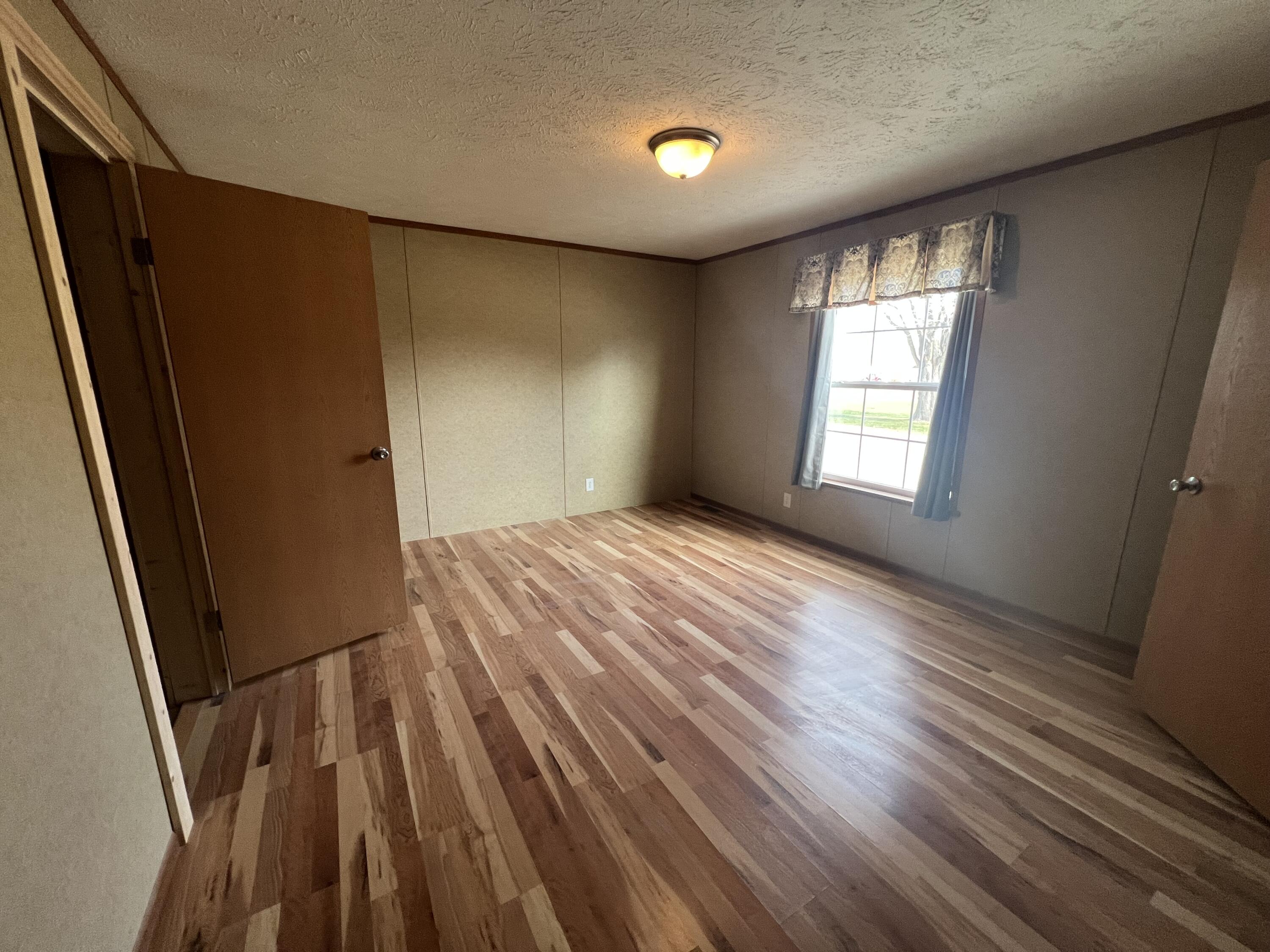 199 S Ewing Street Property Photo 15