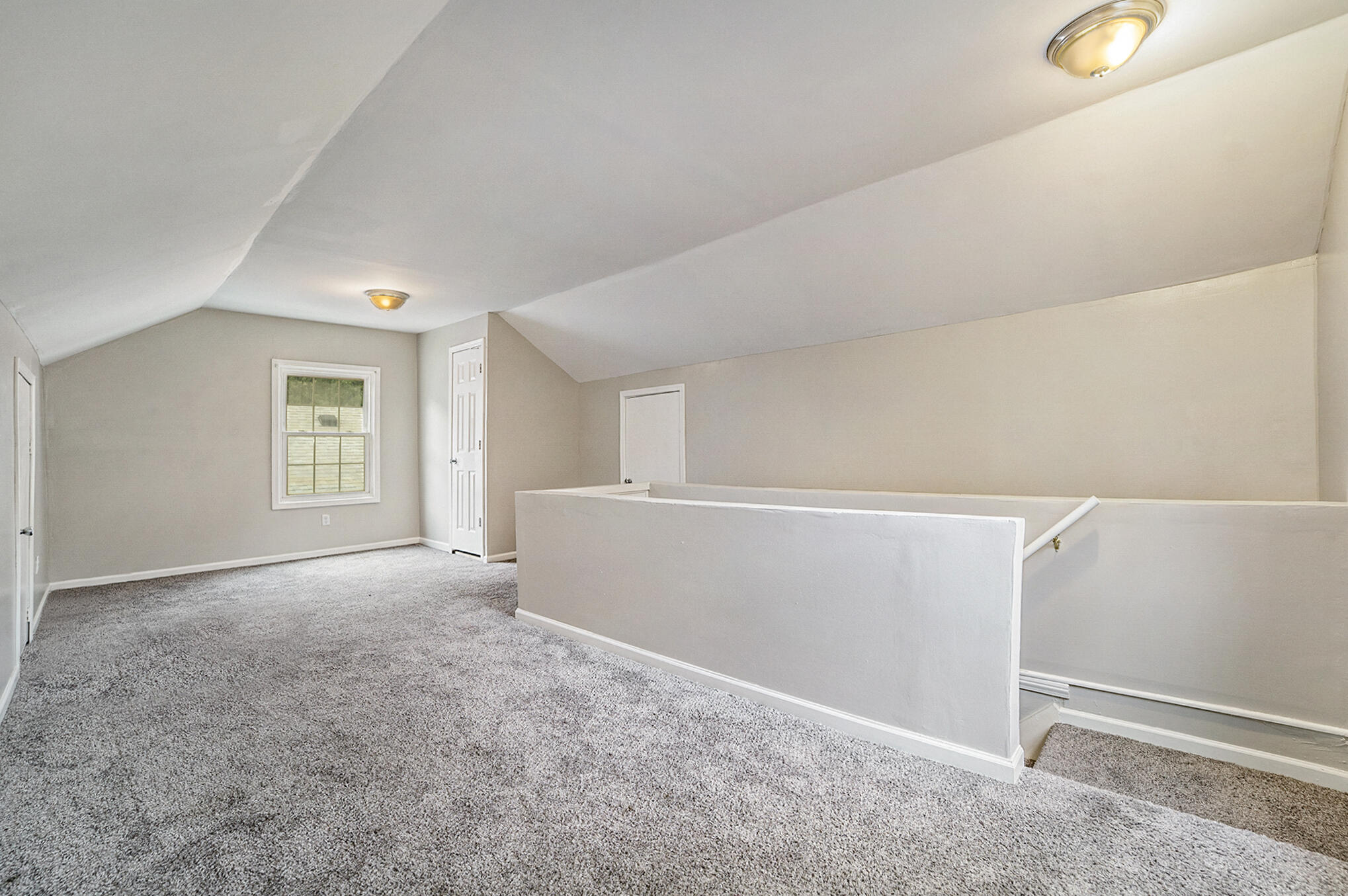 20493 Kingsville Street Property Photo 12