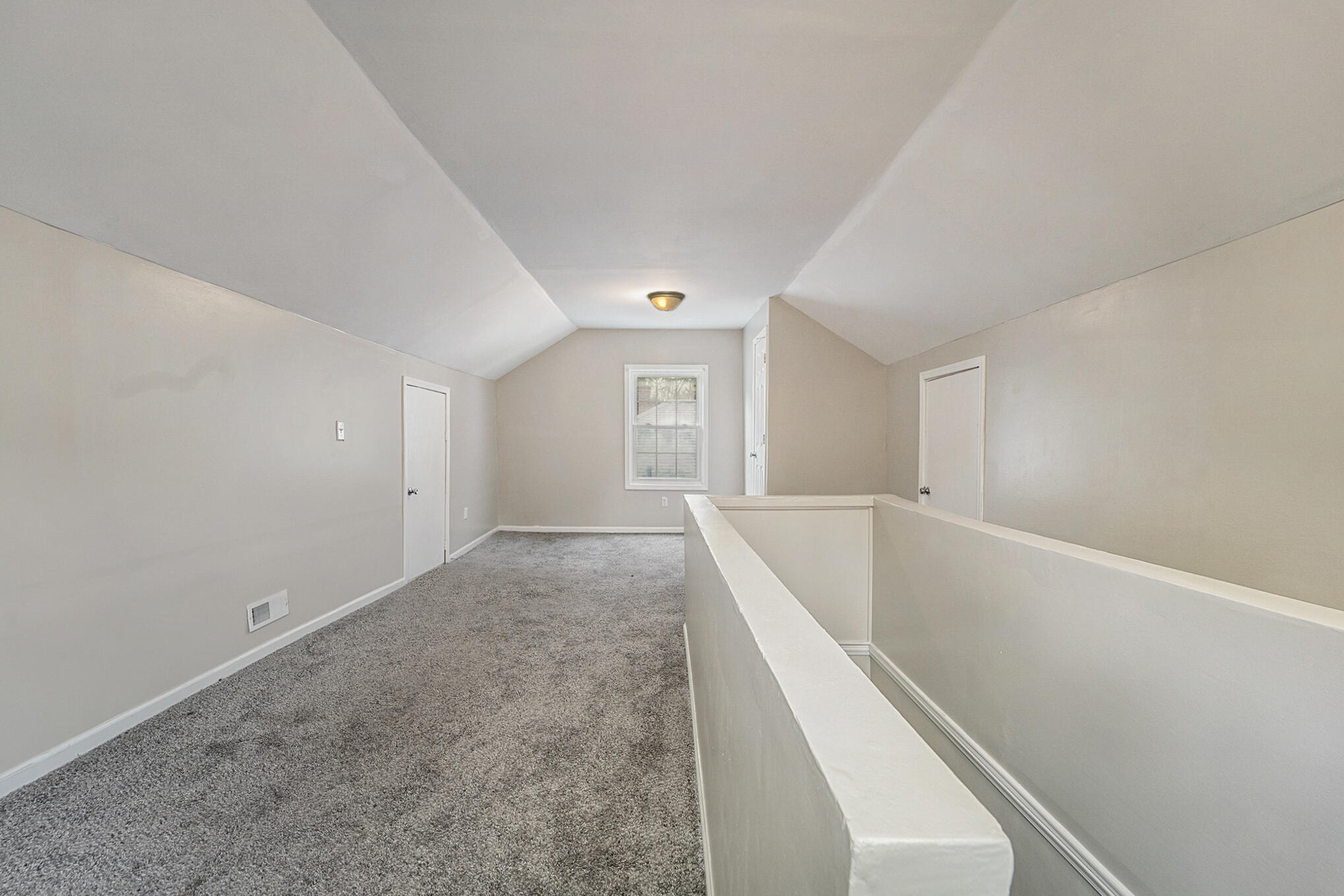 20493 Kingsville Street Property Photo 13