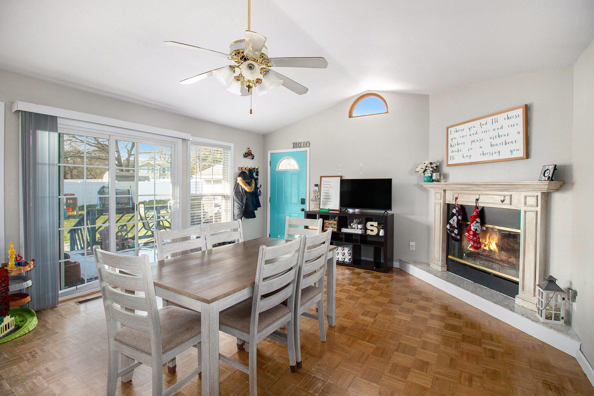 1522 Kensington Drive Property Photo 5