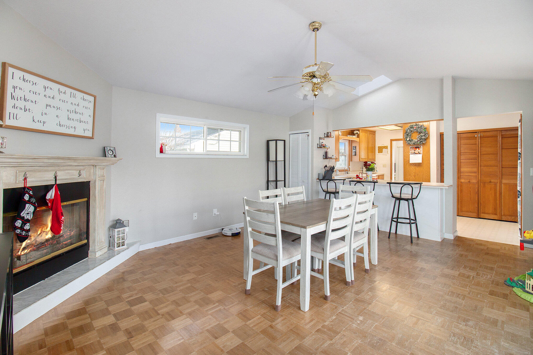 1522 Kensington Drive Property Photo 6