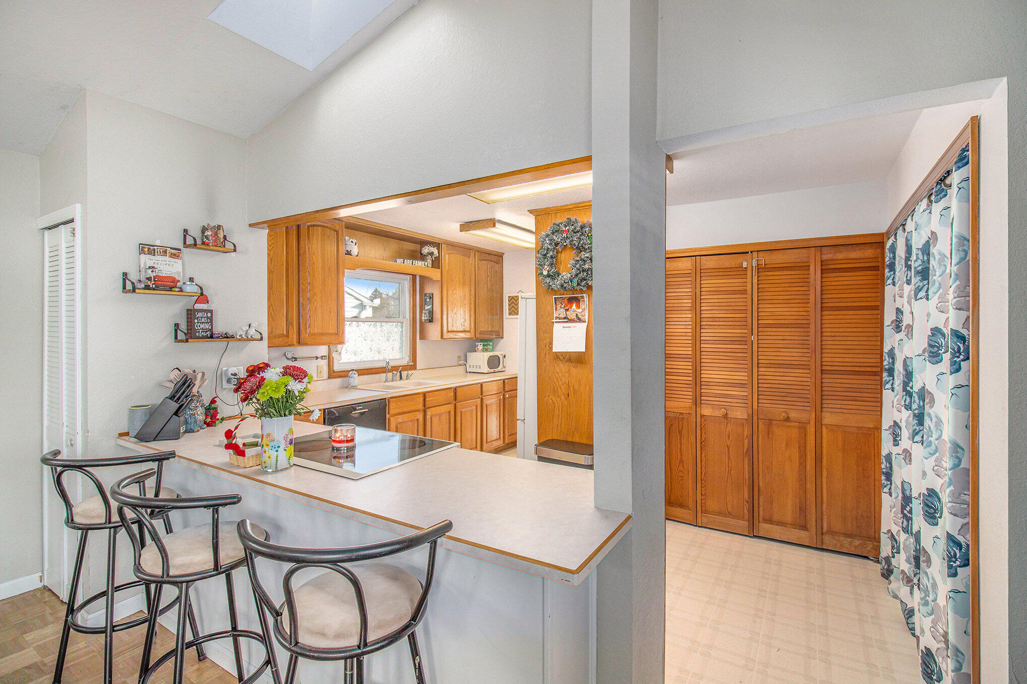 1522 Kensington Drive Property Photo 7