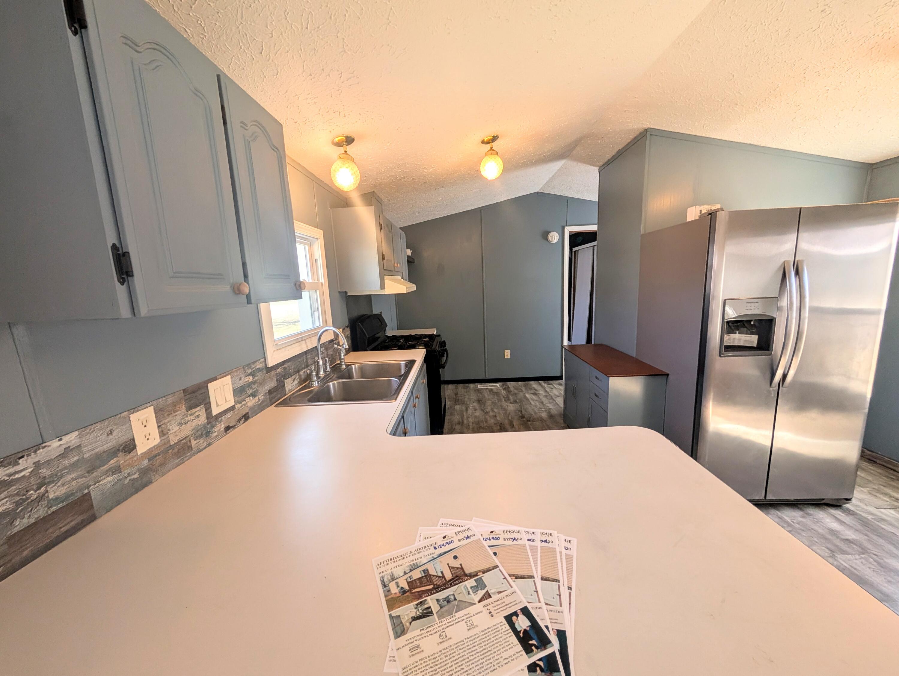 204 E Fenton Street Property Photo 9
