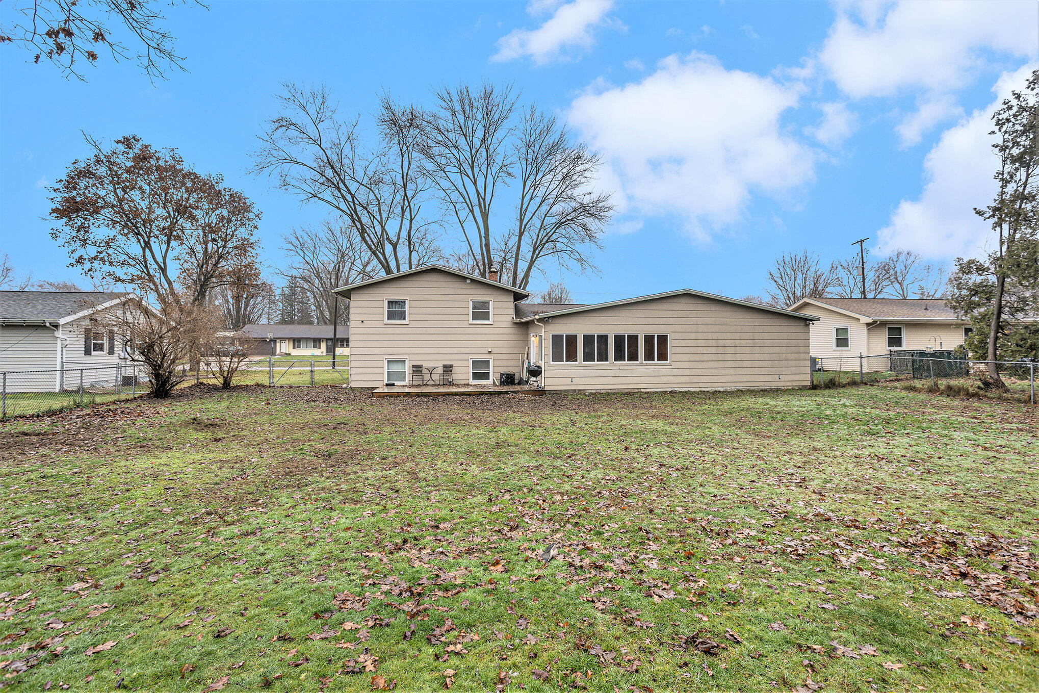 4217 Tiffany Avenue Property Photo 25