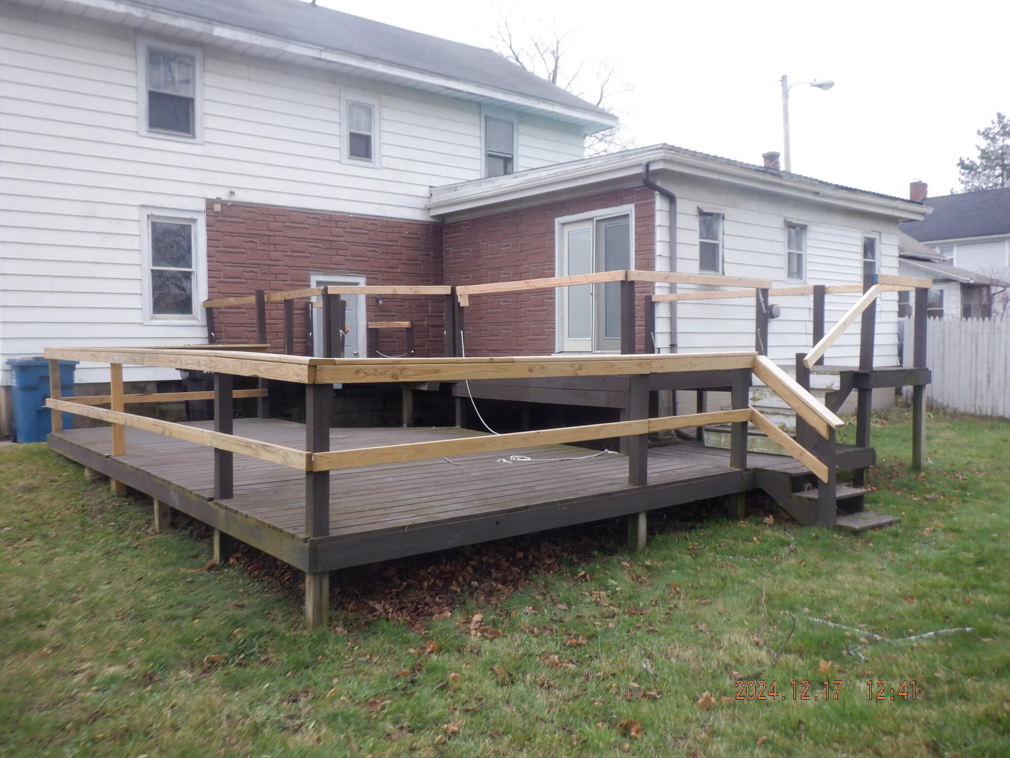9 E Monroe Street Property Photo 3