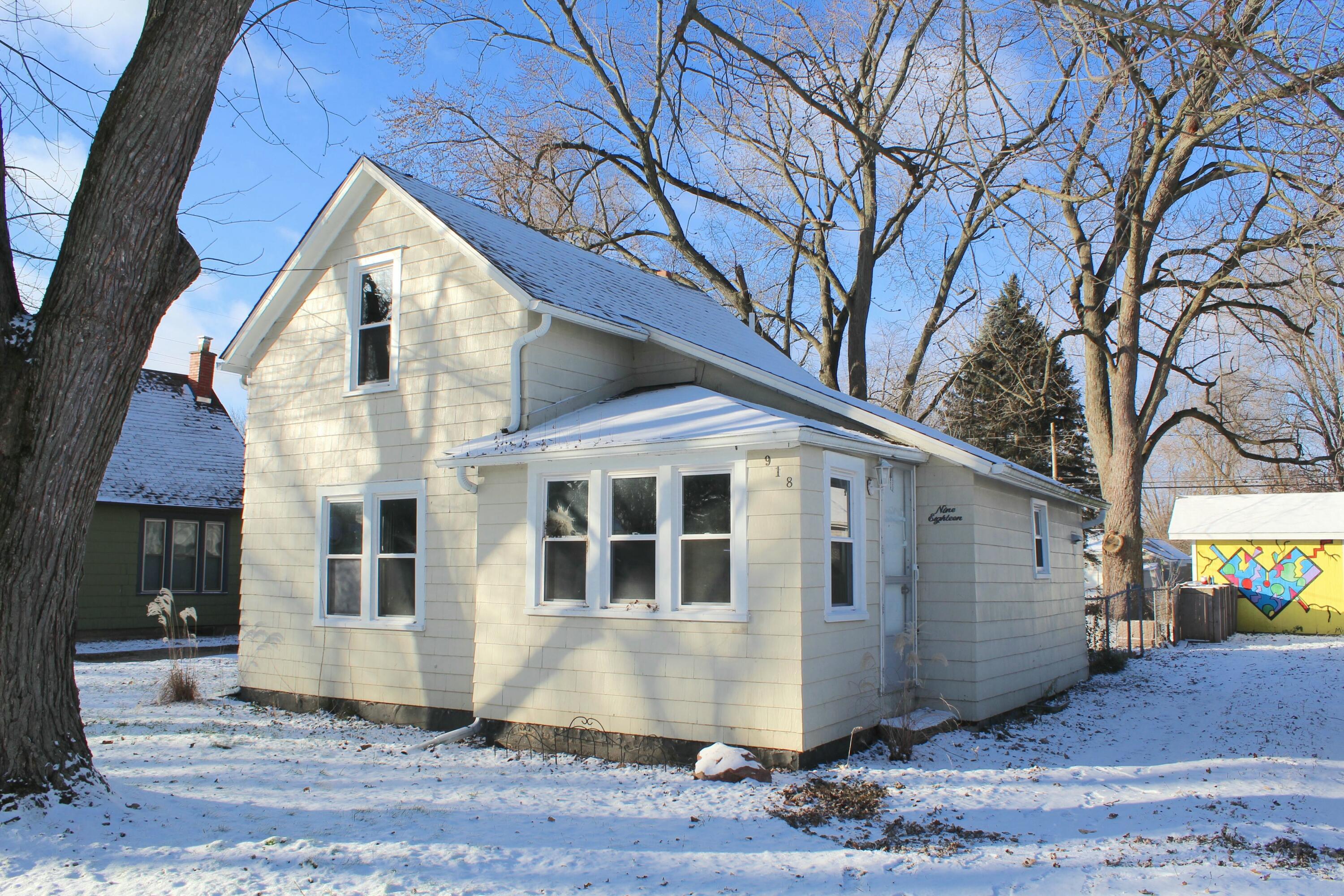 918 Wayne Street Property Photo 1