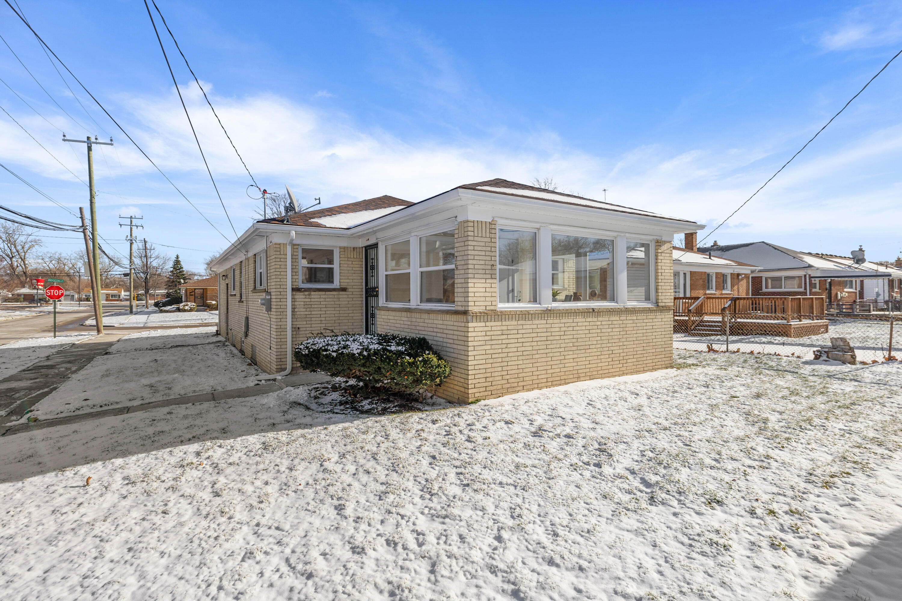 21991 Ridgedale Street Property Photo 29