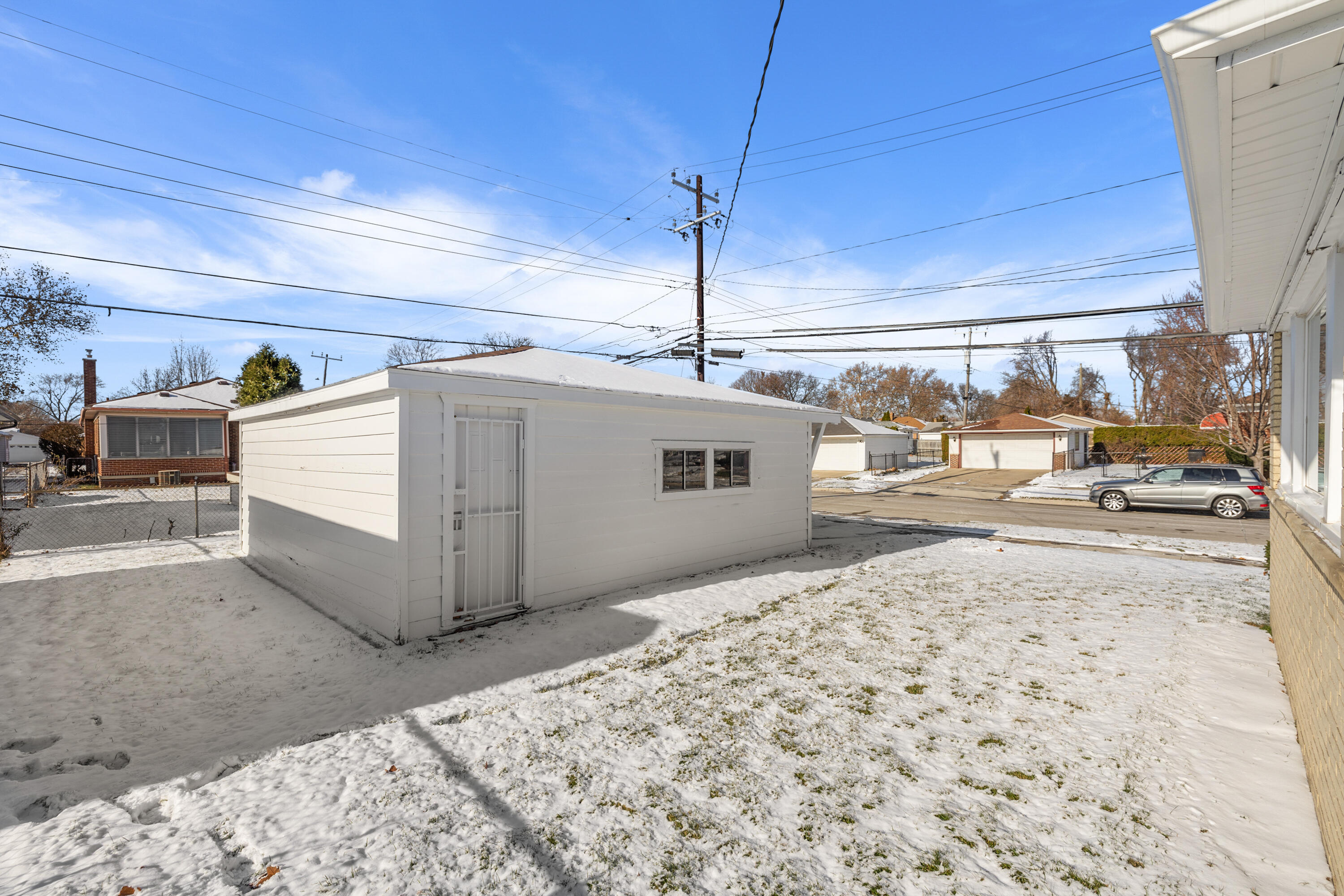 21991 Ridgedale Street Property Photo 31