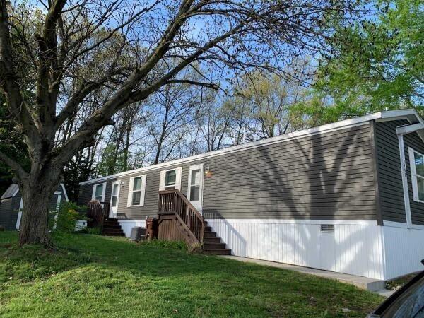4445 Briar Ridge Drive Ne Property Photo 4