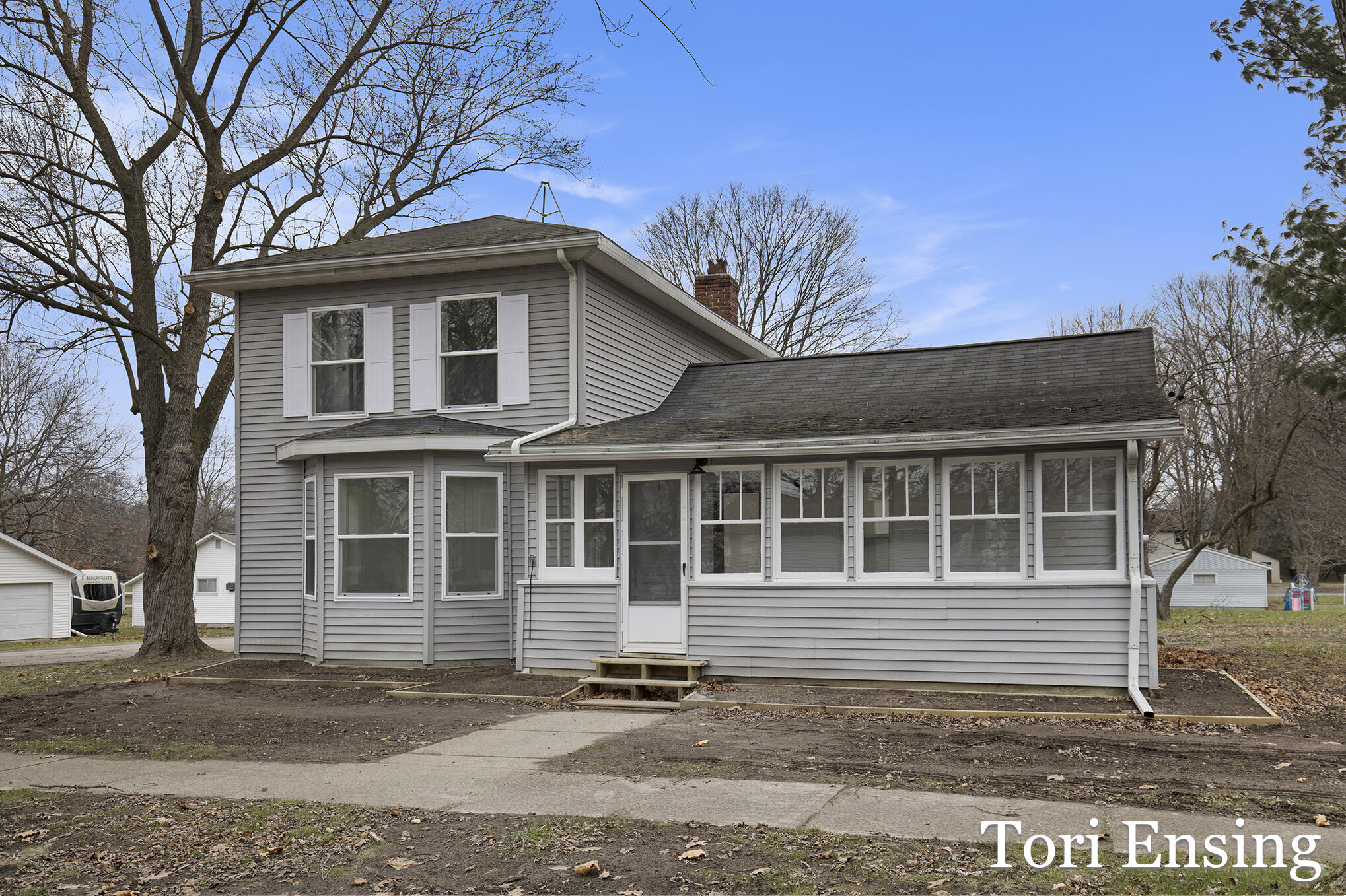322 W Pine Street Property Photo 2