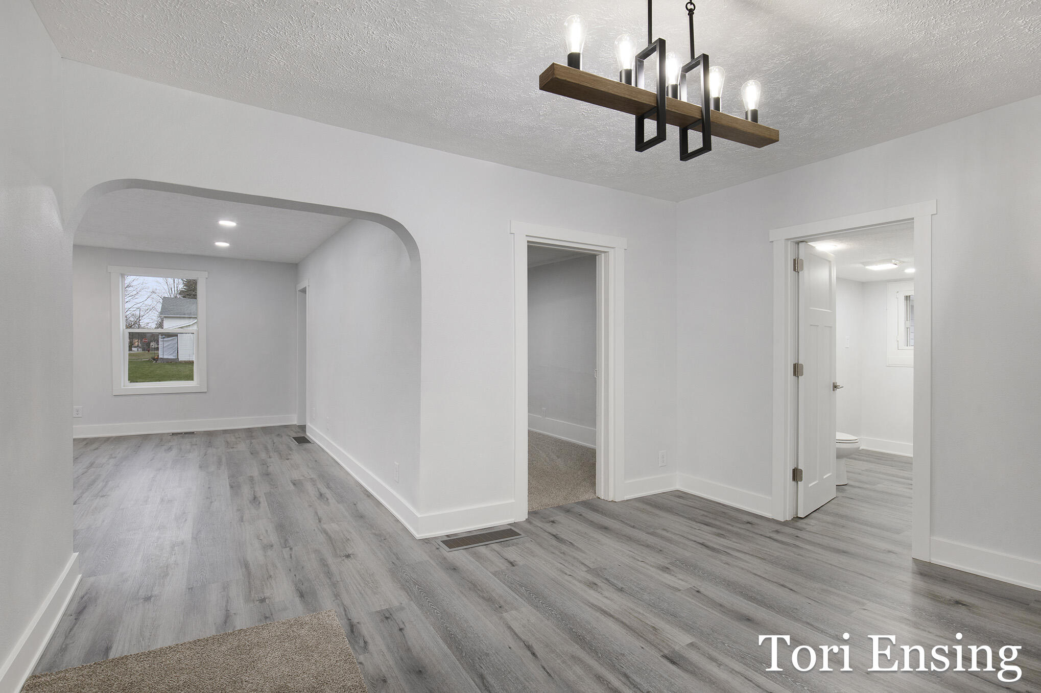 322 W Pine Street Property Photo 6