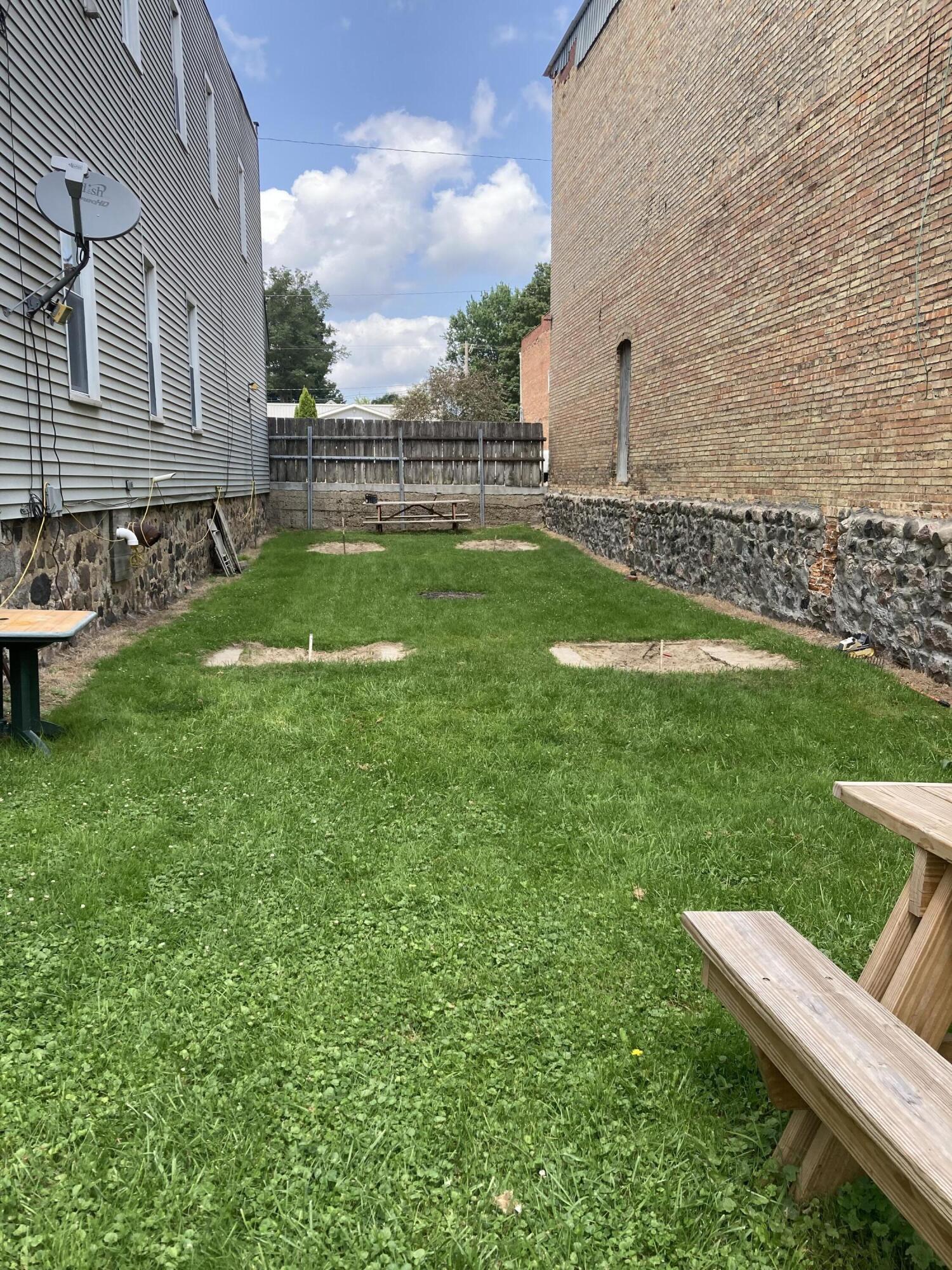 208 Division Street Property Photo 12