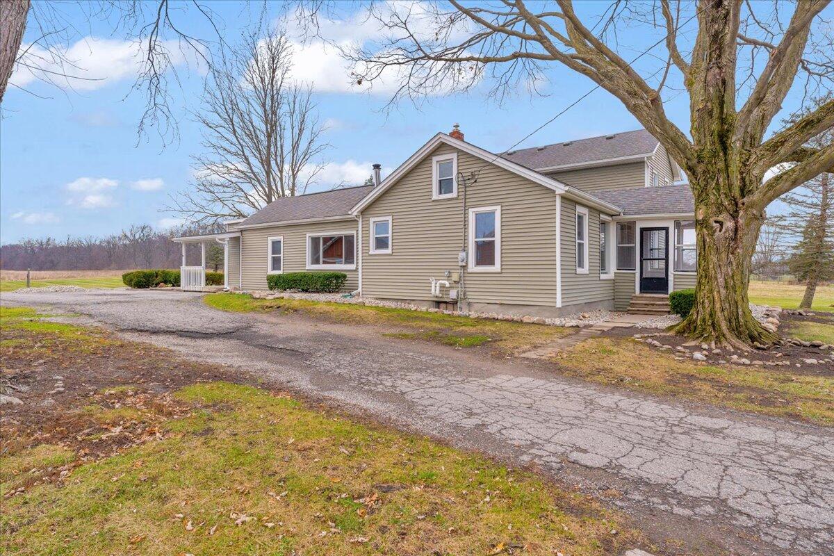 7901 7 Mile Road Property Photo 7