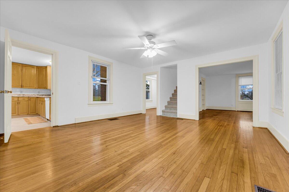 7901 7 Mile Road Property Photo 10