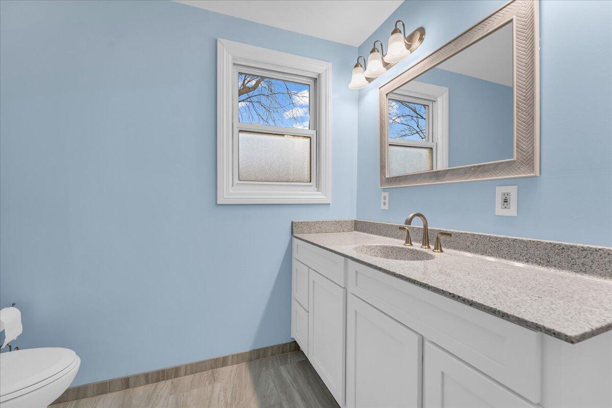 7901 7 Mile Road Property Photo 23