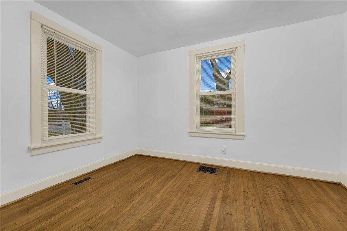7901 7 Mile Road Property Photo 24