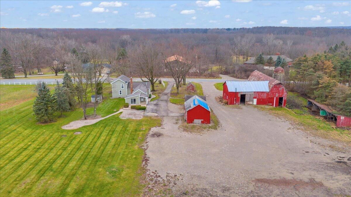 7901 7 Mile Road Property Photo 41