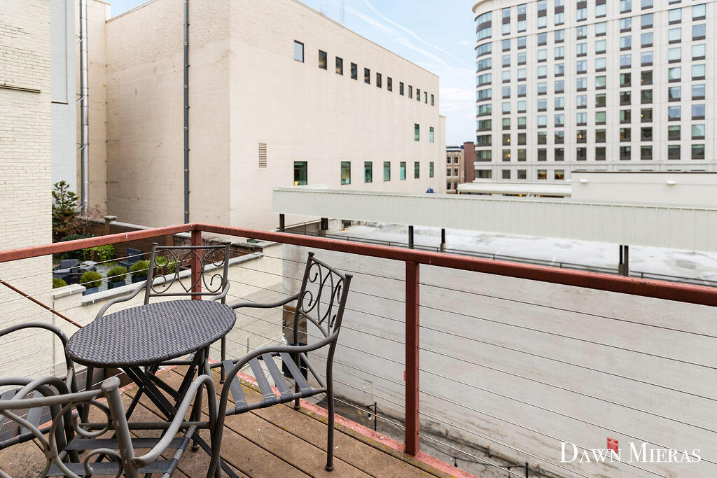 51 Monroe Center Street Nw, 206 Property Photo 22